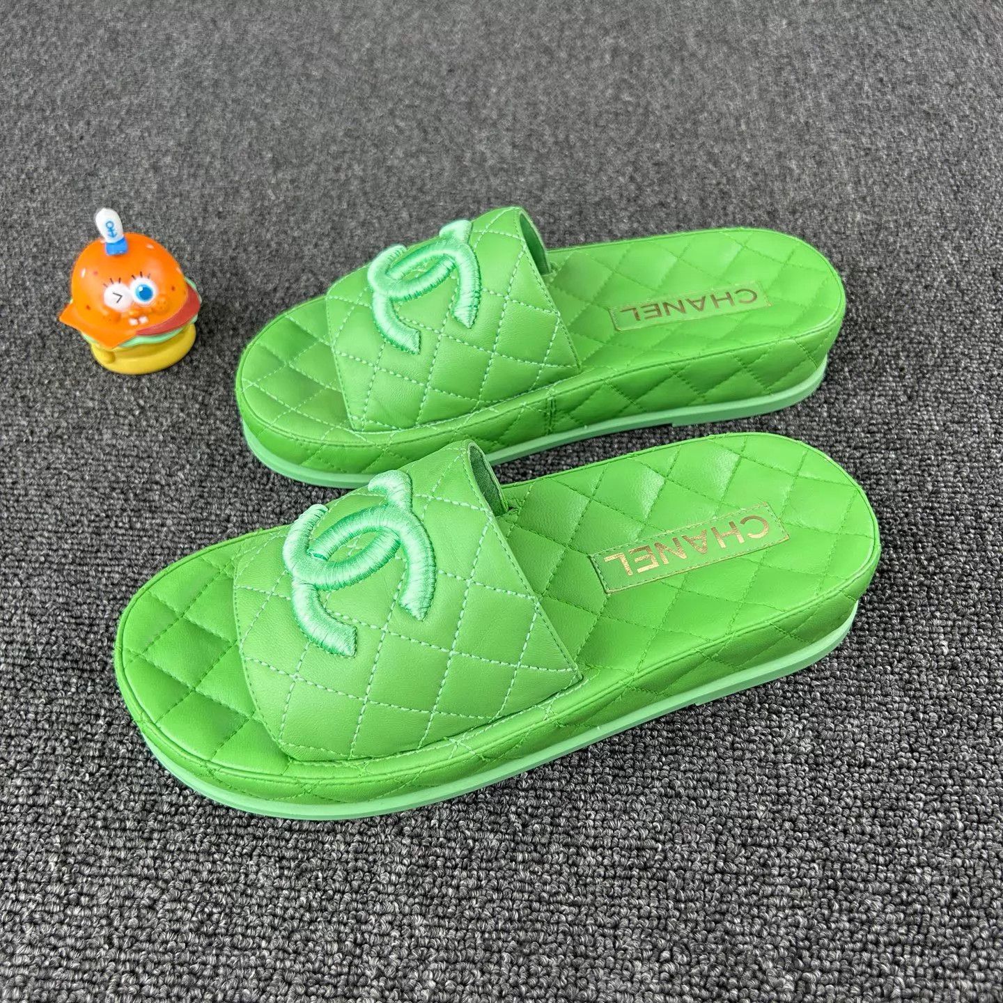 Chanel Chanel Pre-Owned Green Lambskin Slippers Size 36 Size US 5.5 / IT 35.5 - 1 Thumbnail