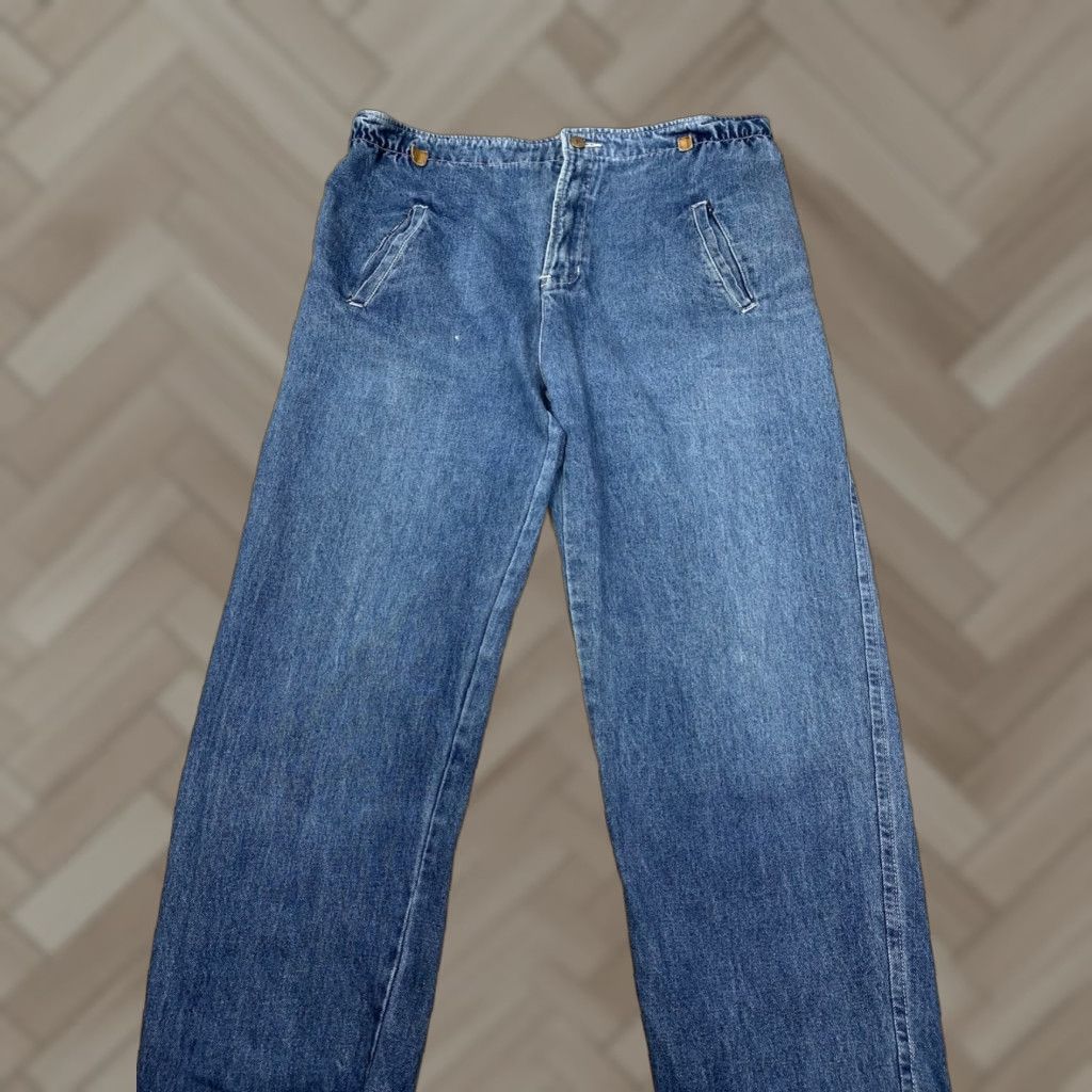 Vintage Sergio Valente Womens Jeans 11/12 High Rise Medium Wash Straight Blue Jeans Womens 11/12 Medium Wash 5838 Size 32" / US 10 / IT 46 - 1 Thumbnail