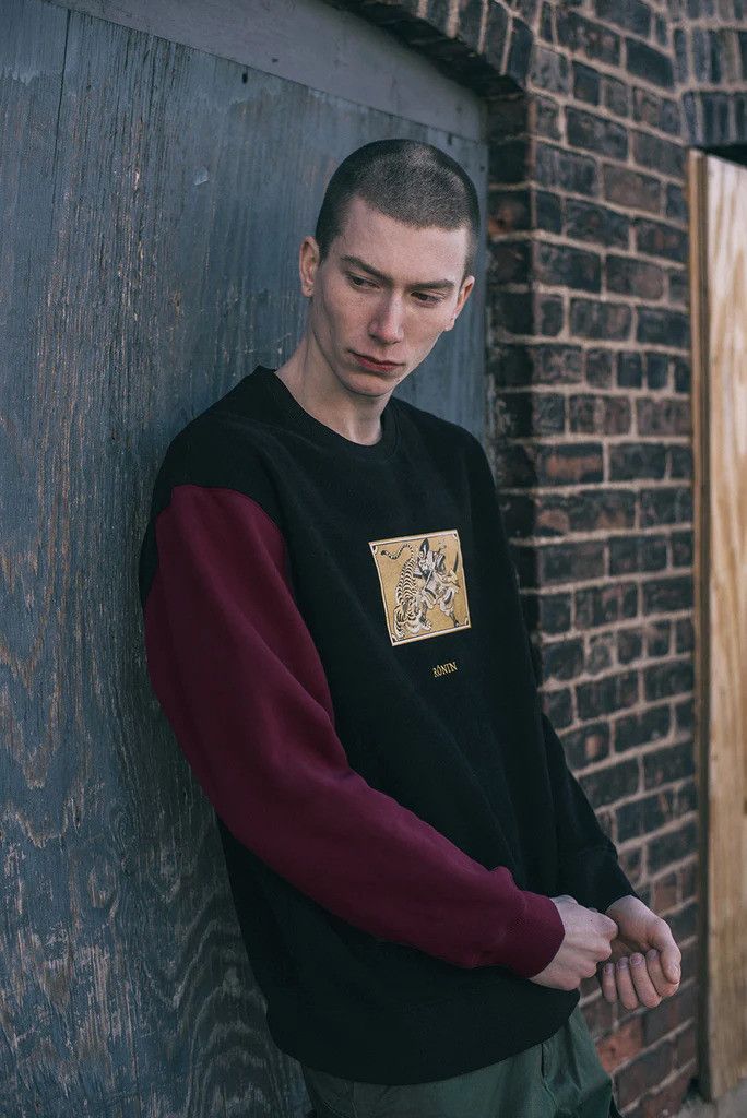 Ronin Division Split Sleeve Crewneck Size US M / EU 48-50 / 2 - 1 Thumbnail