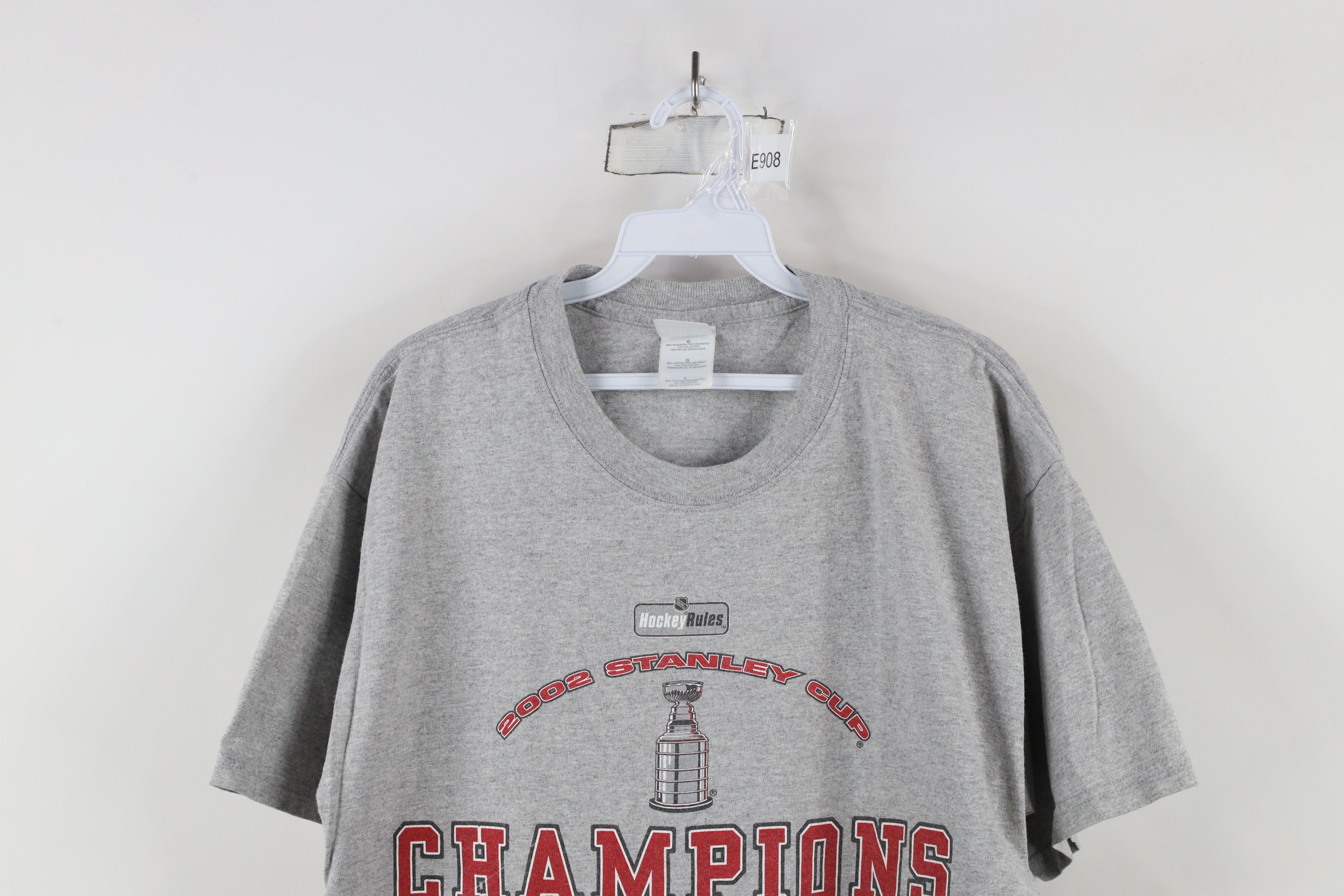 Vintage Vintage 2002 Stanley Cup Champ Detroit Red Wings T-Shirt Size US L / EU 52-54 / 3 - 2 Thumbnail