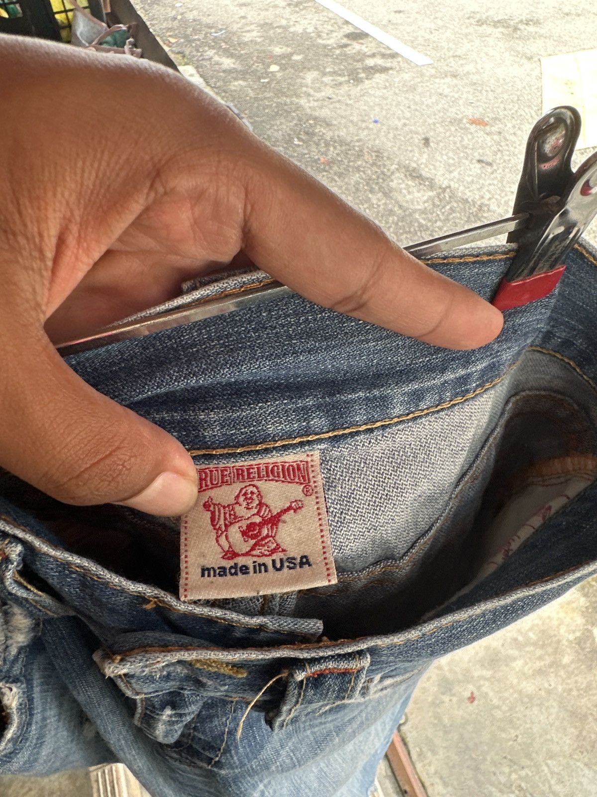 True Religion 👹Vintage True Religion Distressed Flare Jeans Size US 31 - 11 Thumbnail
