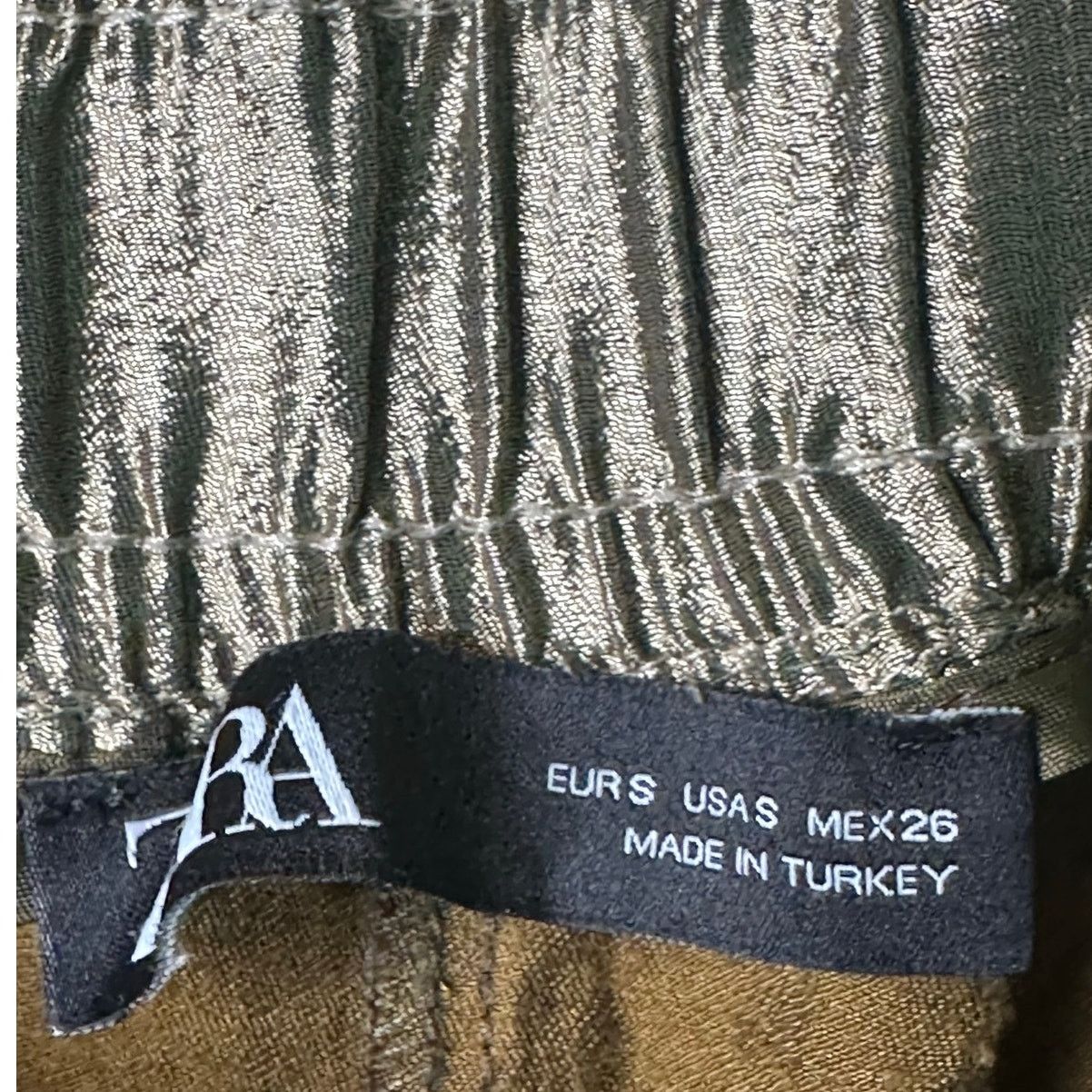 Zara Zara gold green satin effect pull on cuffed pants size Small Size 27" / US 4 / IT 40 - 3 Thumbnail