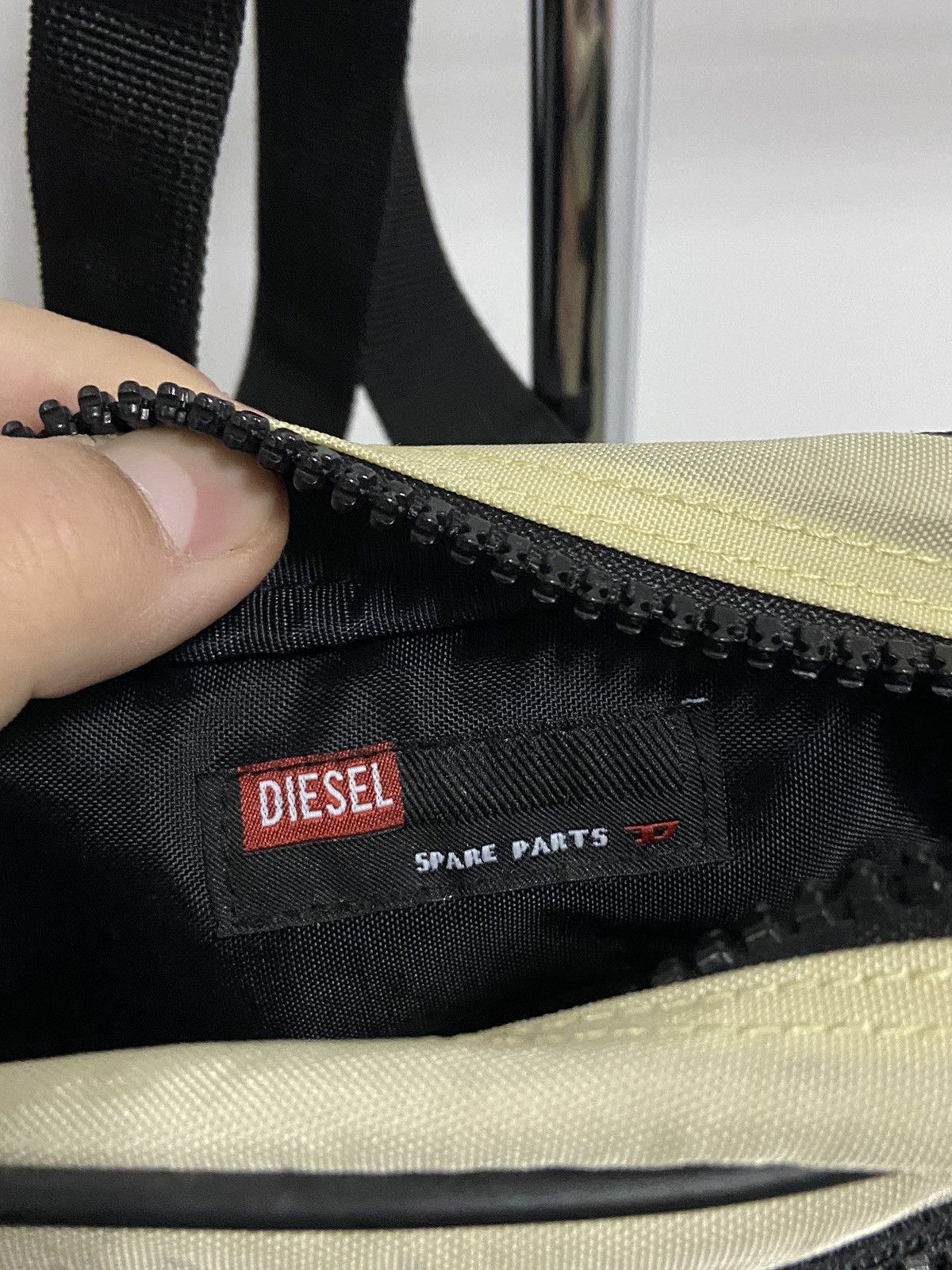 Diesel × Vintage Diesel Vintage Shoulder Bag Messenger Y2K Style Small Logo Size ONE SIZE - 6 Thumbnail