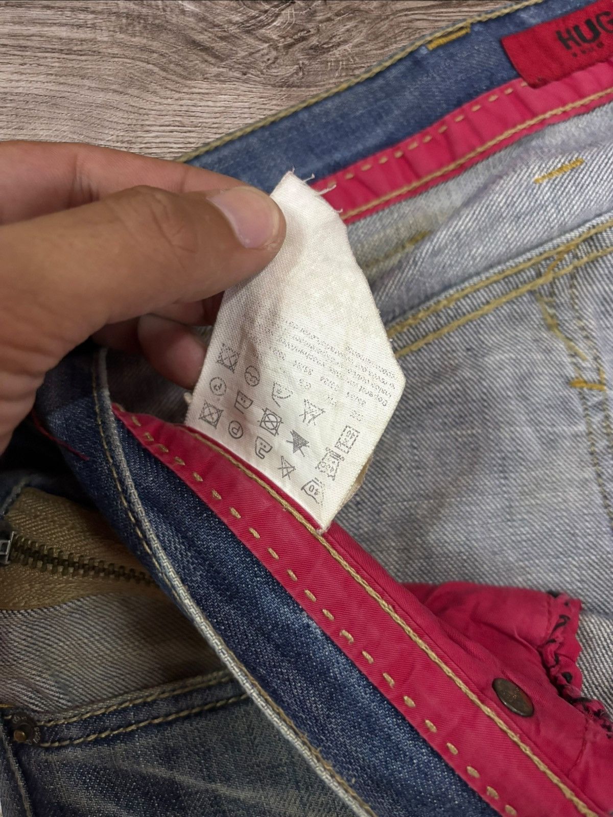 Hugo Boss Vtg HUGO by Hugo Boss Mud Wash Distress Jeans Size US 34 / EU 50 - 9 Thumbnail