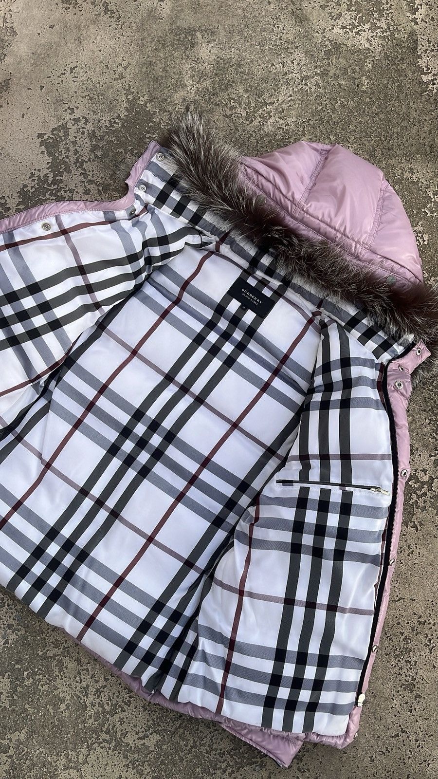 Burberry Burberry Black Label Real Fur Jacket Glossy Pink Size US M / EU 48-50 / 2 - 13 Thumbnail