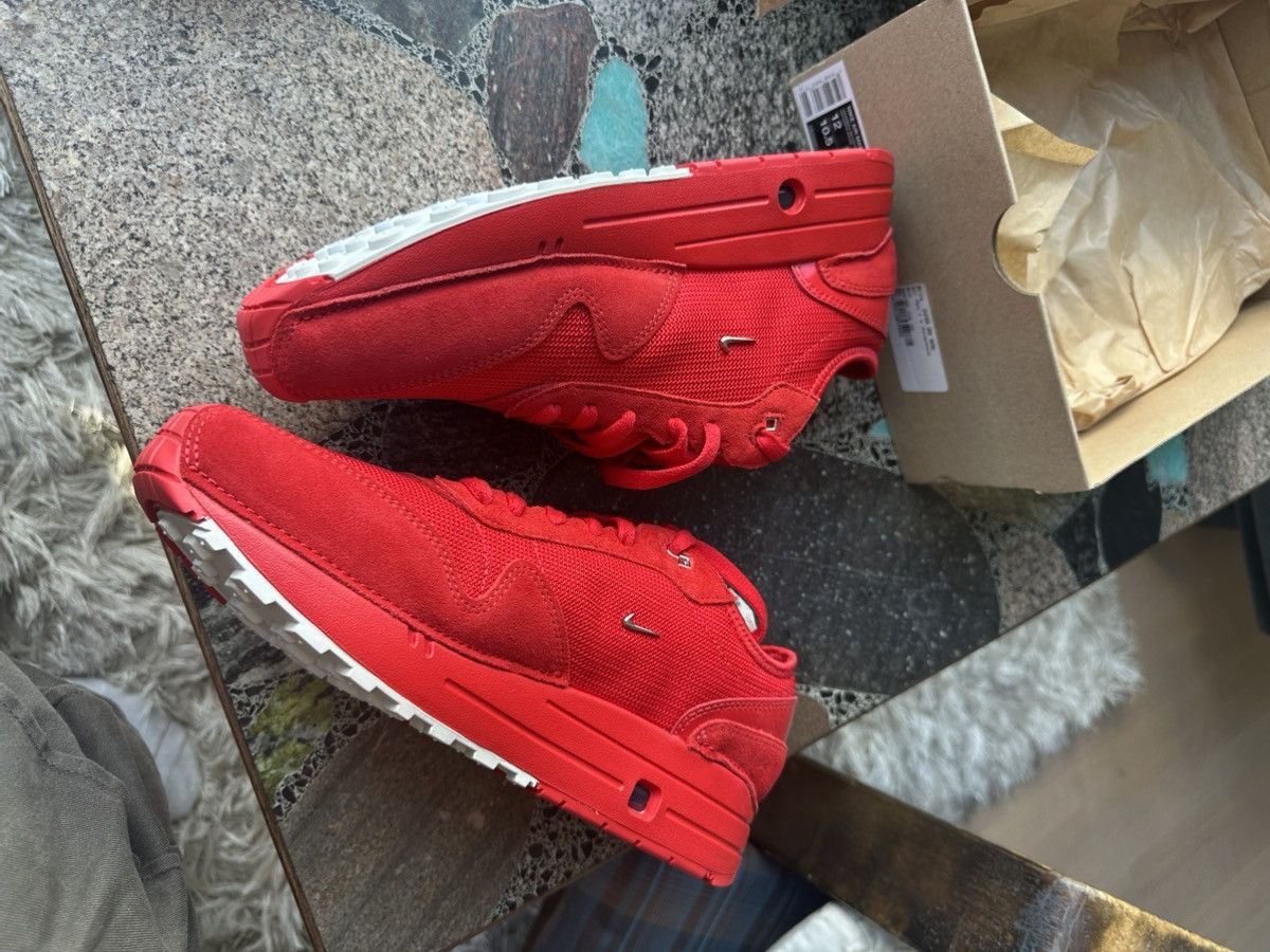 Jacquemus × Nike Air Max 1 x Jacquemus red Size US 12 / EU 45 - 12 Thumbnail