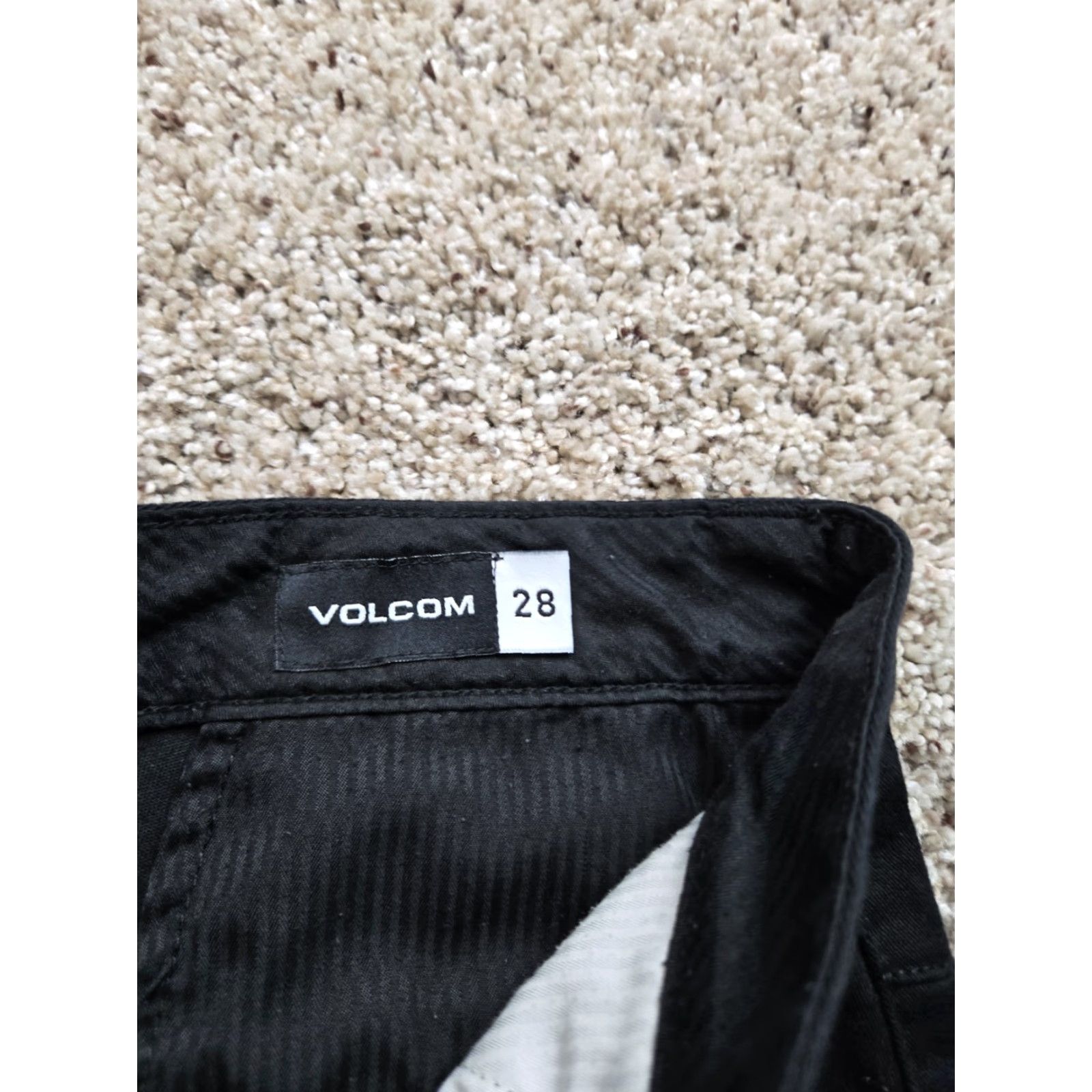 Volcom Volcom Mens Shorts 28 Black Chino Flat Front Casual Pockets 10" Inseam Size US 28 / EU 44 - 3 Thumbnail
