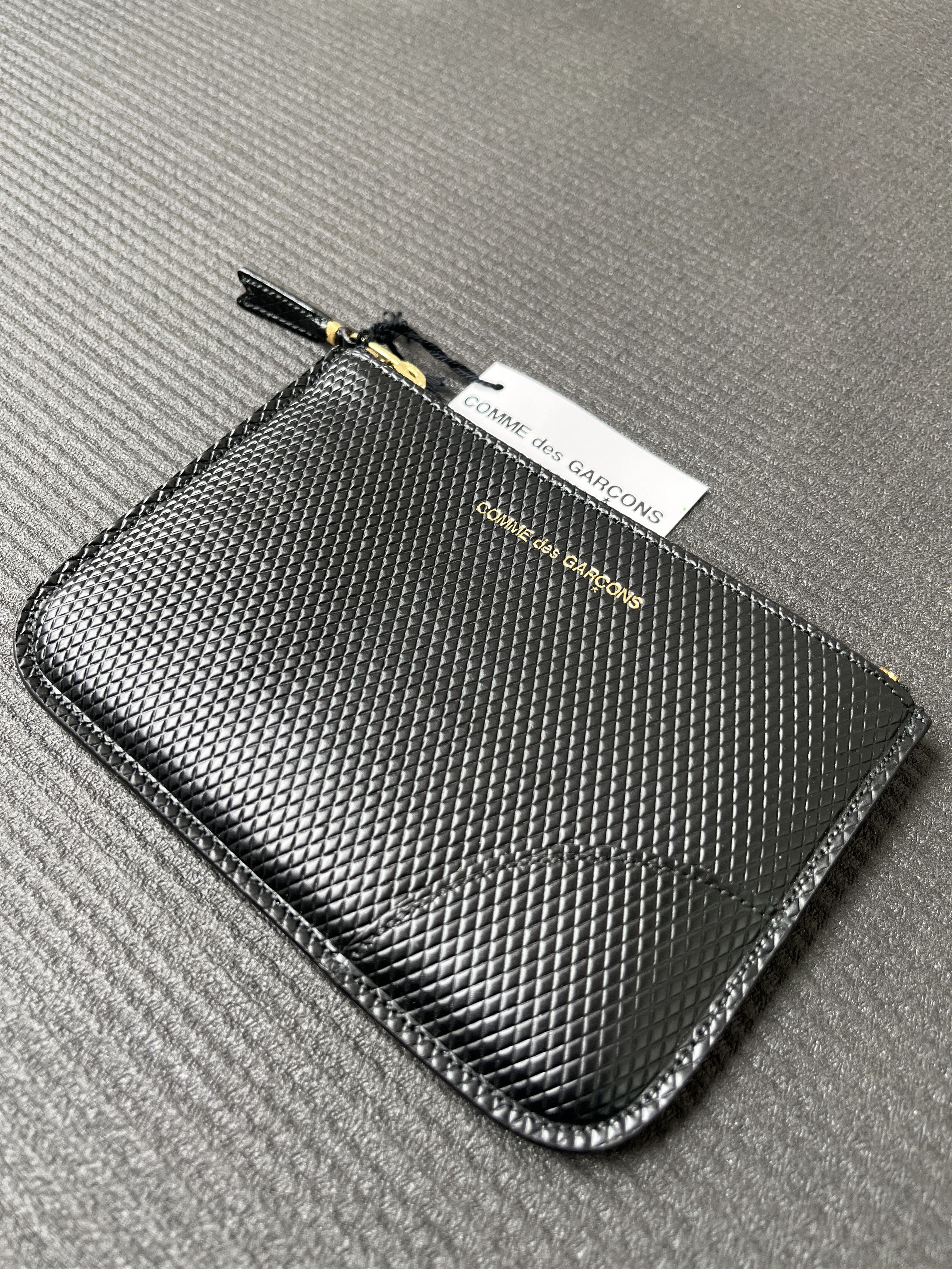 Comme des Garcons Comme des Garcons Luxury Leather Zip Pouch Wallet Size ONE SIZE - 2 Thumbnail