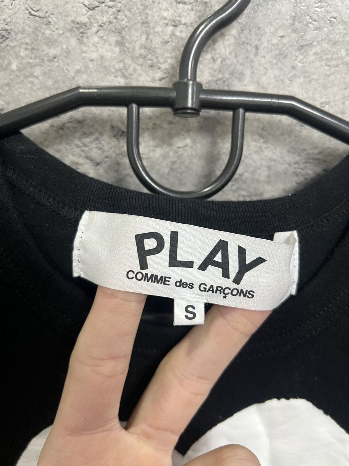 Comme des Garcons Comme des Garson Tee Big logo Size US S / EU 44-46 / 1 - 3 Thumbnail