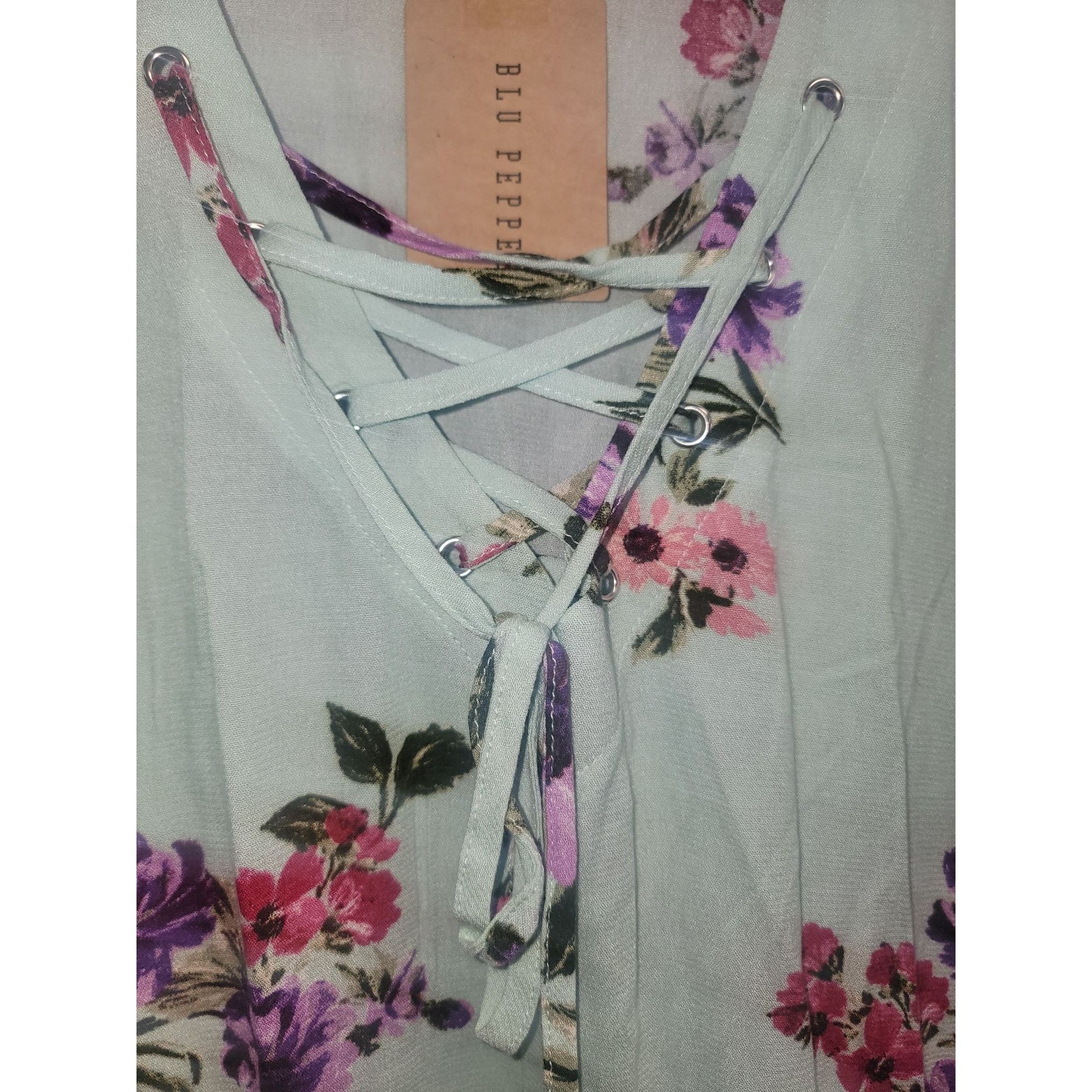 Other Blu Pepper Floral Tunic Top W/ Lace-Up Neckline & Ruffle Hem Size S / US 4 / IT 40 - 8 Thumbnail