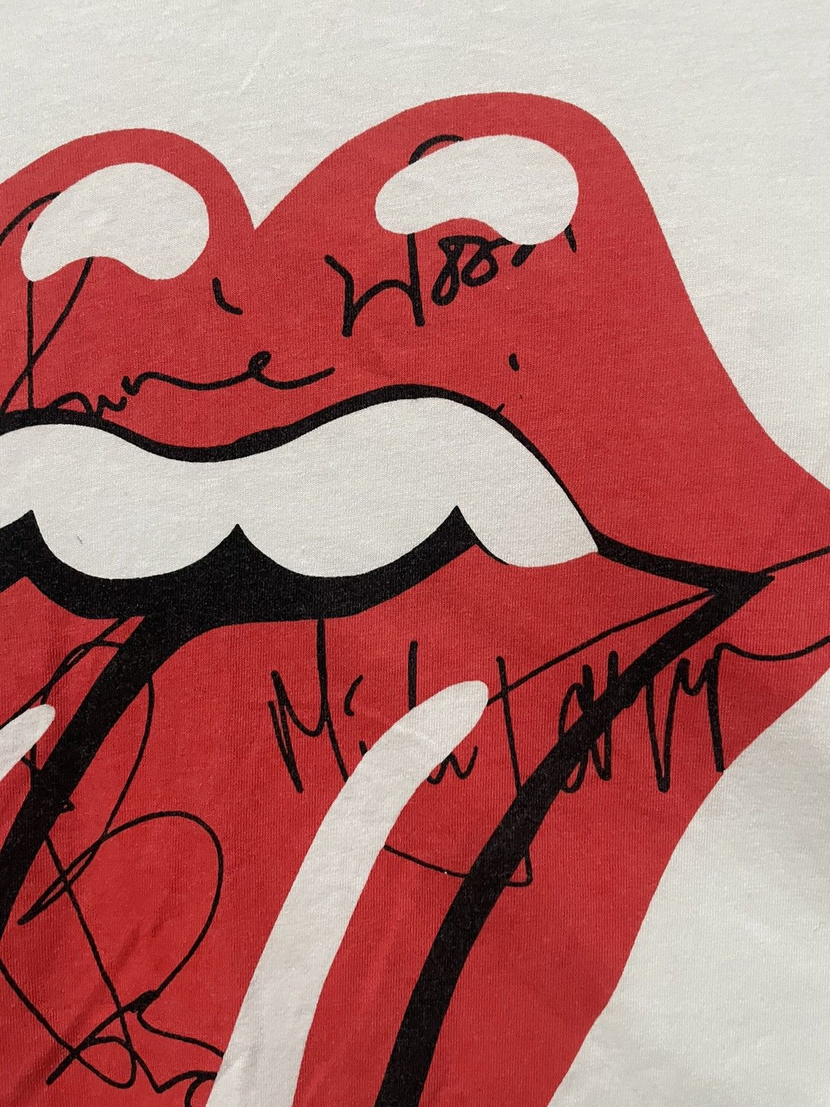 Band Tees × Vintage Rolling Stones Big Logo Signed Graphic Tee Vintage T Shirt Size US XL / EU 56 / 4 - 5 Thumbnail