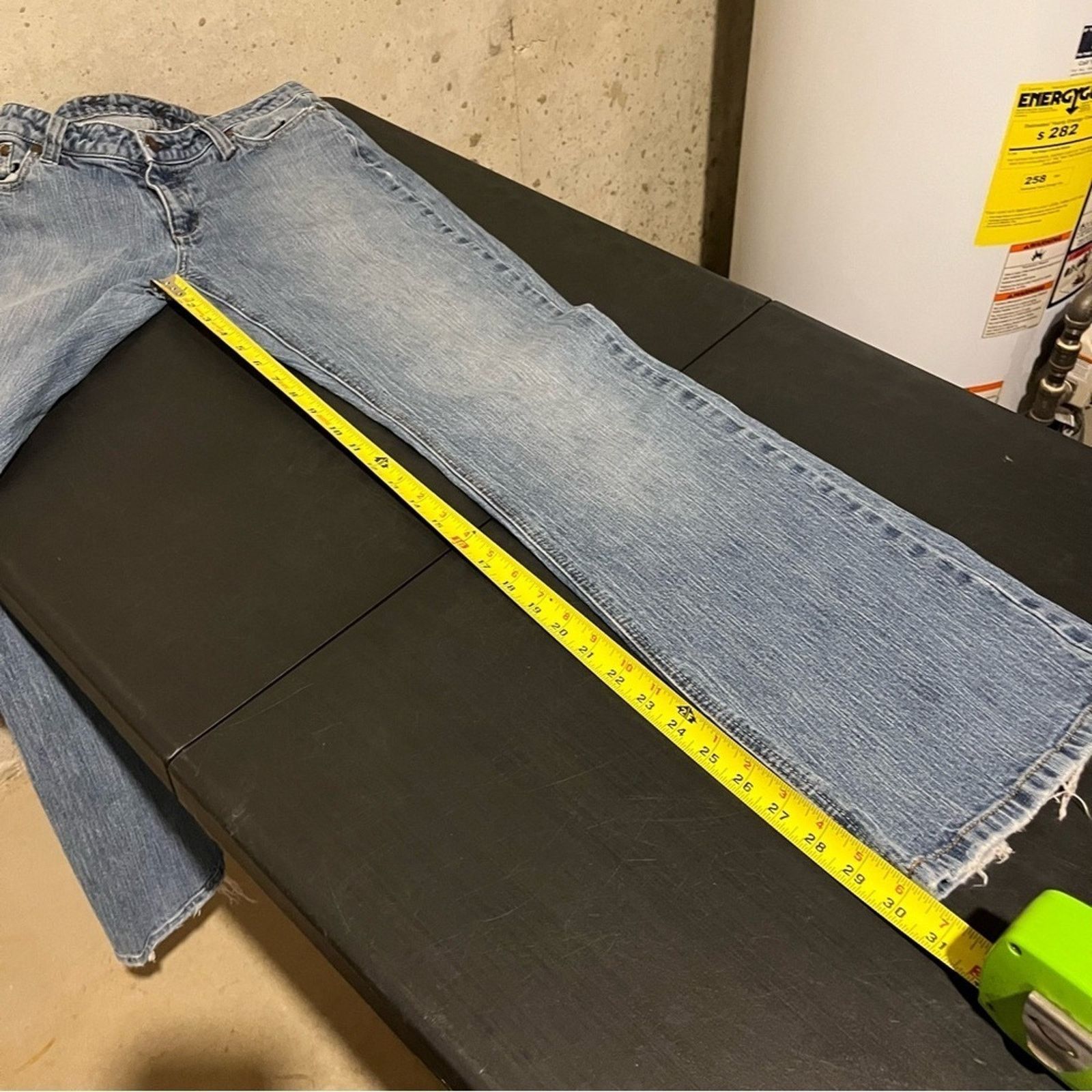 Guess Guess Jeans Women’s Sz 29 Bootcut Back Flap Pockets Low Rise Size 29" - 8 Thumbnail