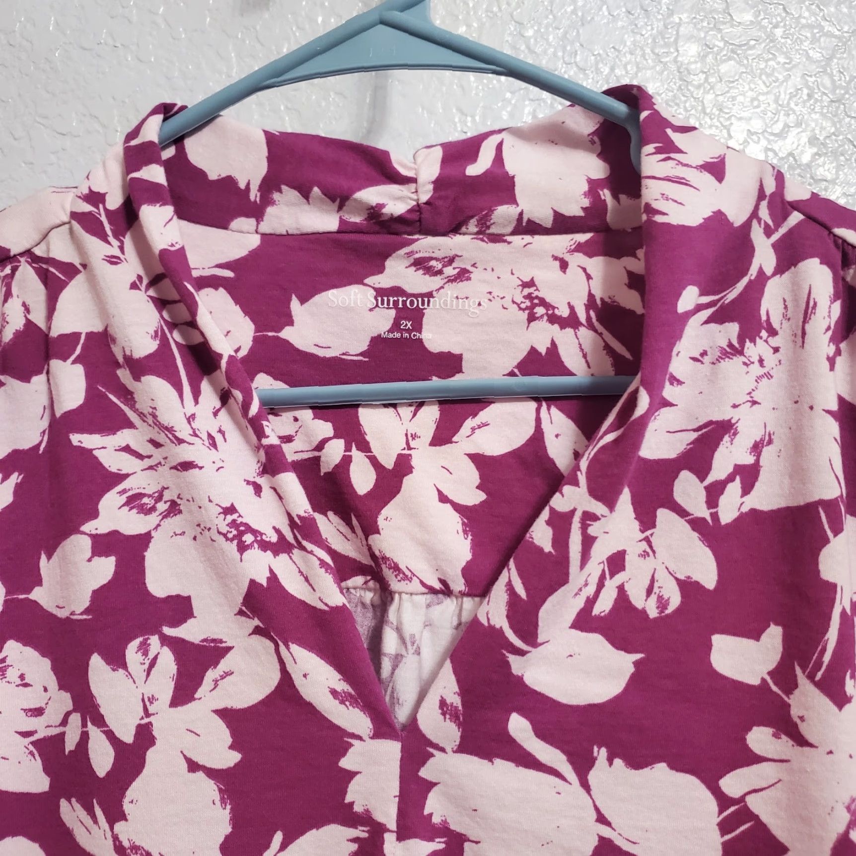 Soft Surroundings VINTAGE Soft Surroundings Top Women 2X Purple Floral Cotton Modal V Neck Short Sleeve Bohemian Tunic Shirt Womens Size XXL / US 16-18 / IT 52-54 - 4 Thumbnail