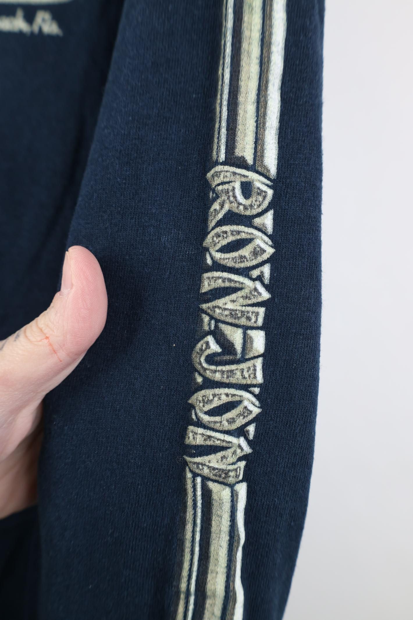 Vintage Vintage Ron Jon Surf Shop Long Sleeve T-Shirt Navy Blue Size US S / EU 44-46 / 1 - 8 Thumbnail