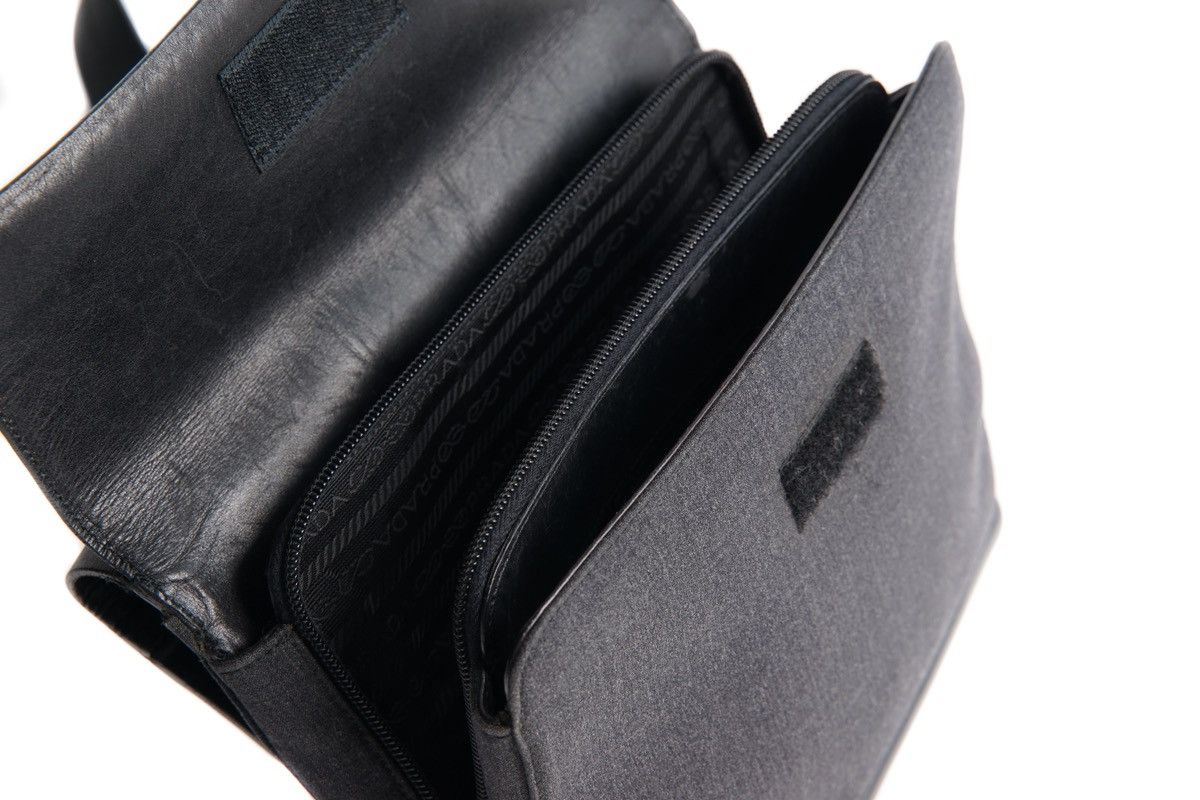 Prada Prada F/W1999 Messenger Bag Size ONE SIZE - 13 Thumbnail