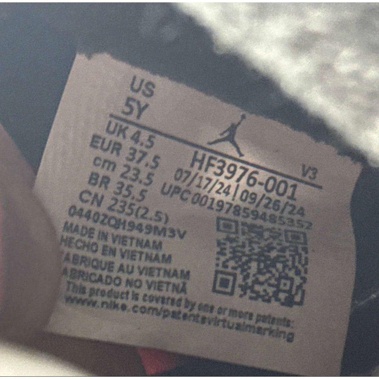 Jordan Brand × Nike Size 5 - Air Jordan 5 Retro OG GS Black Metallic Reimagined Size US 5 / EU 37 - 7 Thumbnail