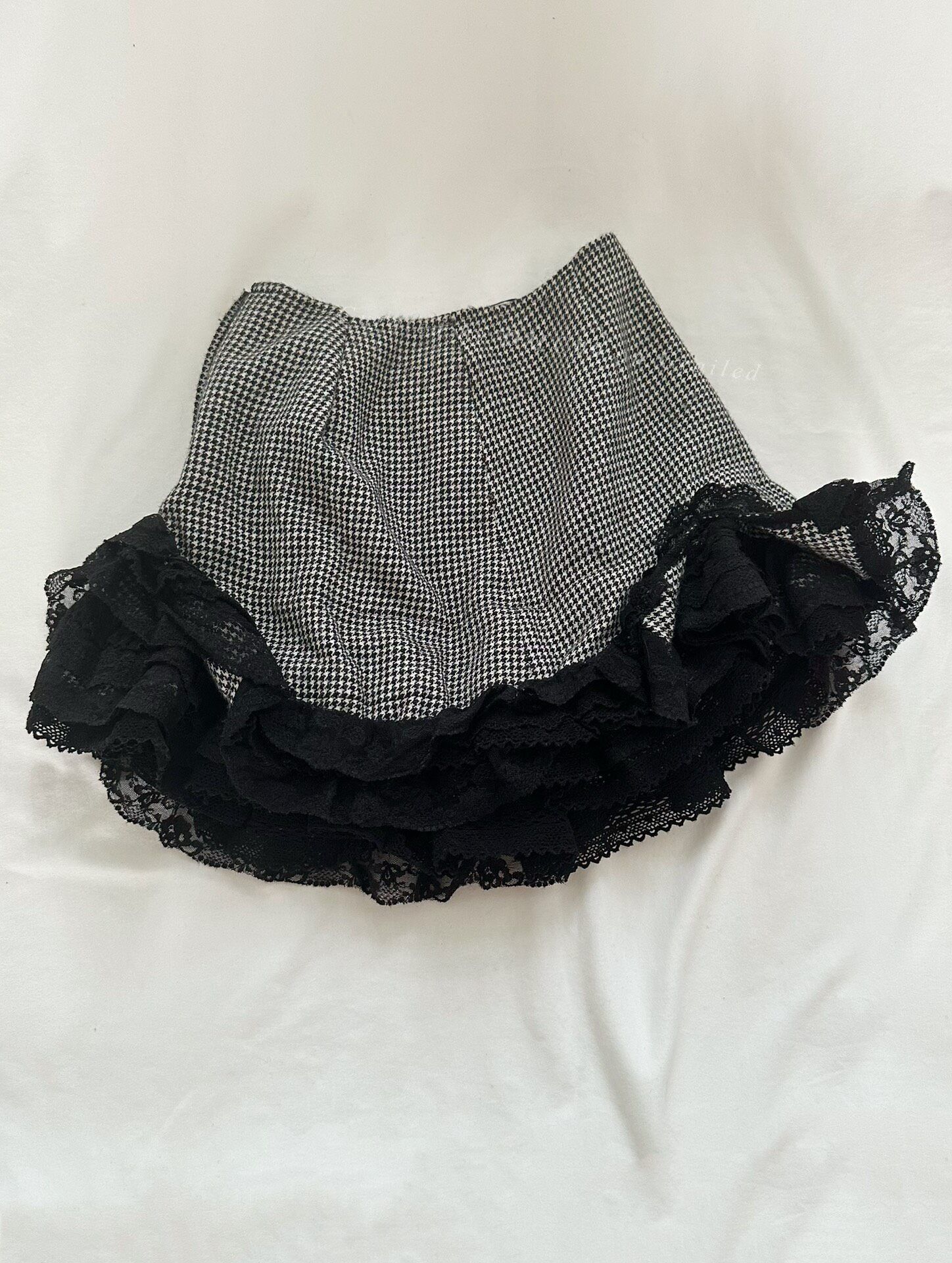 Junya Watanabe Junya Watanabe 2005 Lace Hem Skirt Size 33" - 1 Thumbnail