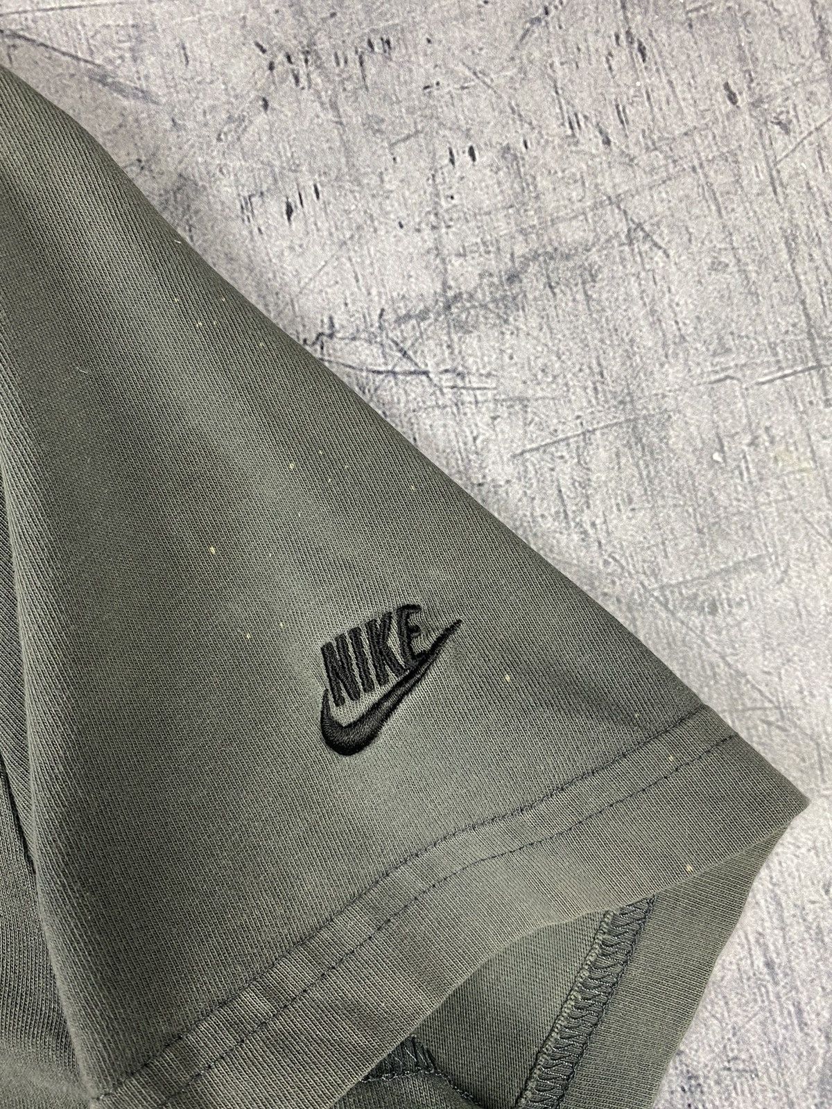 Nike × Vintage Vintage Nike Air Y2K Drill Big Logo Tee T Shirt Size US M / EU 48-50 / 2 - 9 Thumbnail