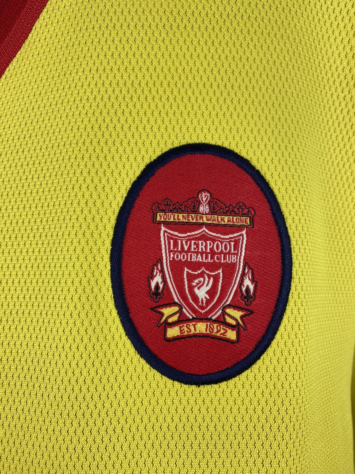 Reebok Vintage Liverpool 1997 1999 Reebok Soccer Jersey PSG Arsenal Size US M / EU 48-50 / 2 - 4 Thumbnail