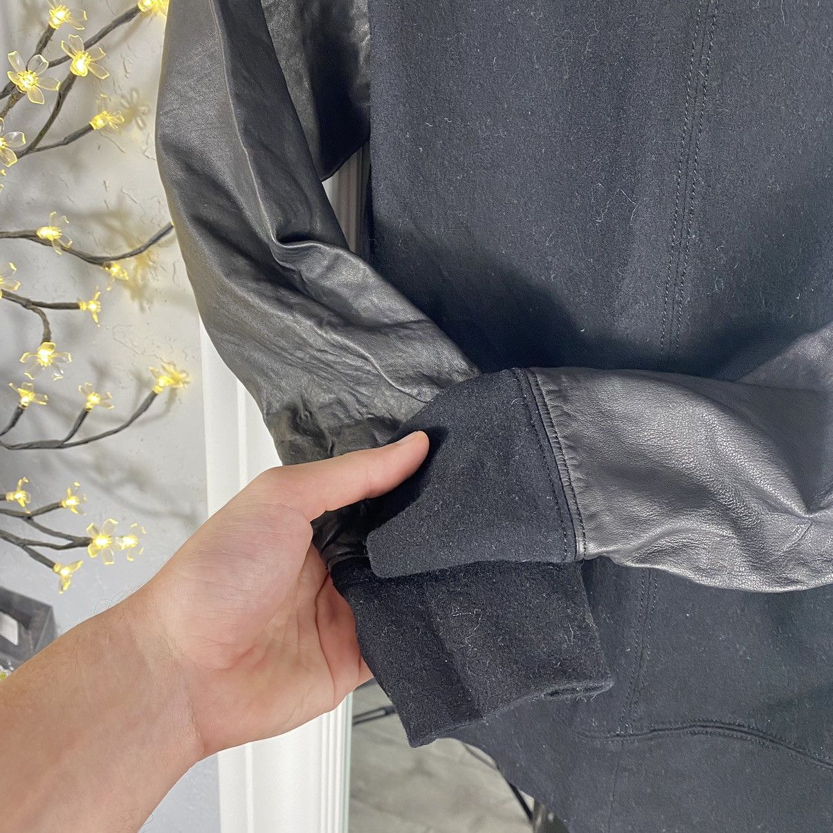 Helmut Lang HELMUT LANG LEATHER AND WOOL SWEATSHIRT Size US S / EU 44-46 / 1 - 4 Thumbnail