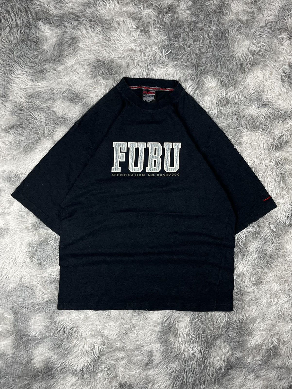 Fubu Vintage Fubu Hiphop T-shirts Size US L / EU 52-54 / 3 - 1 Thumbnail