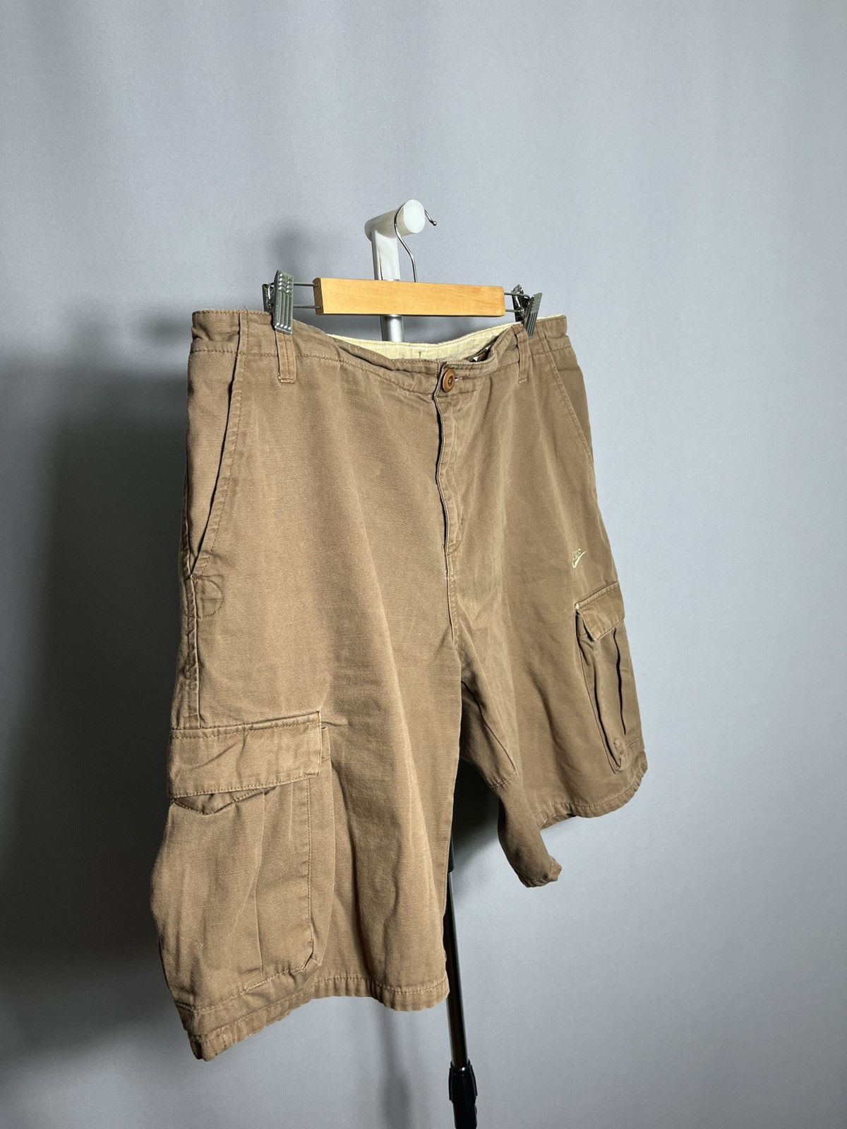 Vintage Nike Vintage Y2K Cargo Shorts Brown Mens casual Size US 36 / EU 52 - 3 Thumbnail