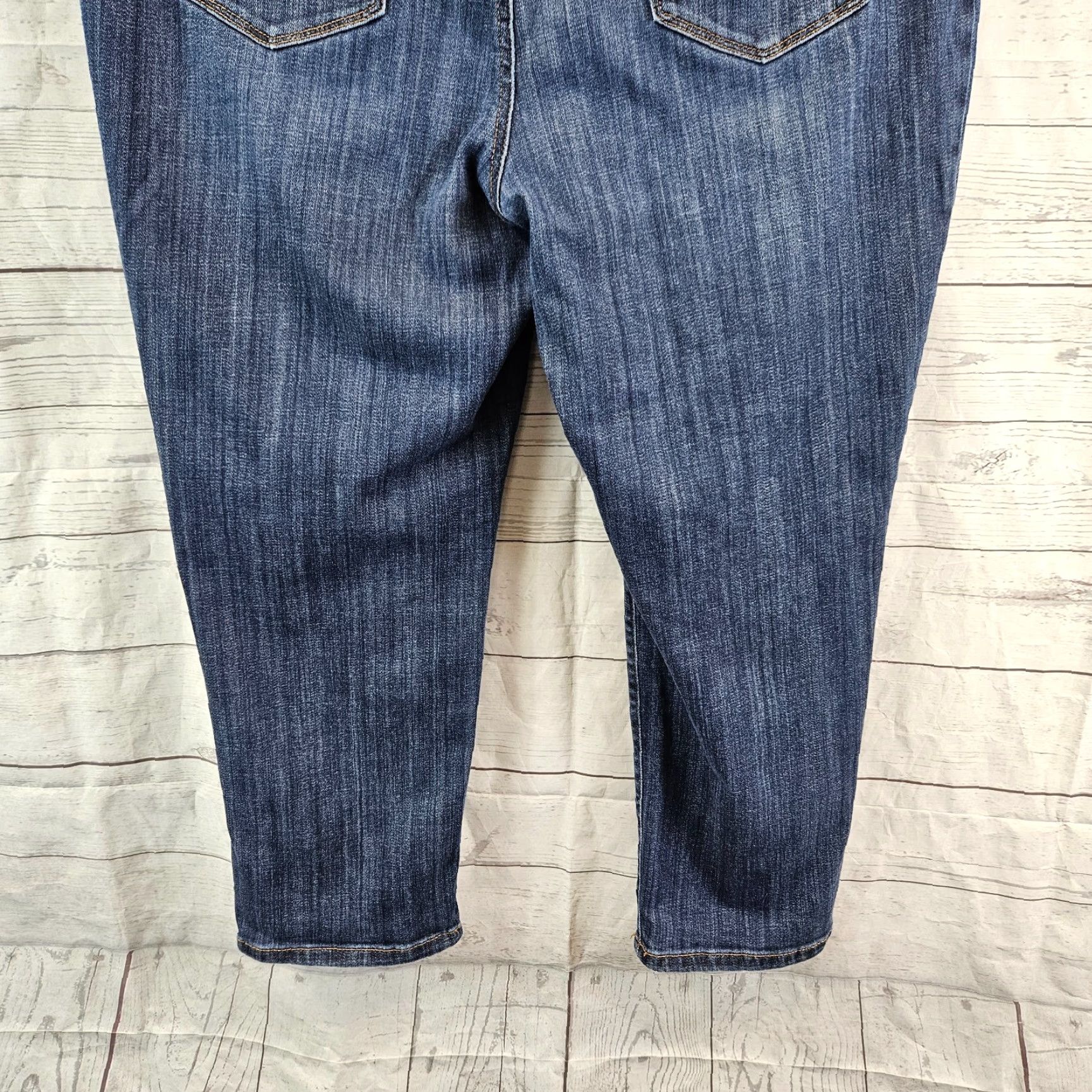 Vintage Chico's So Slimming Womens Girlfriend Crop Jeans Sz 14P Blue Mid Rise Size 36" / US 14 / IT 50 - 5 Thumbnail