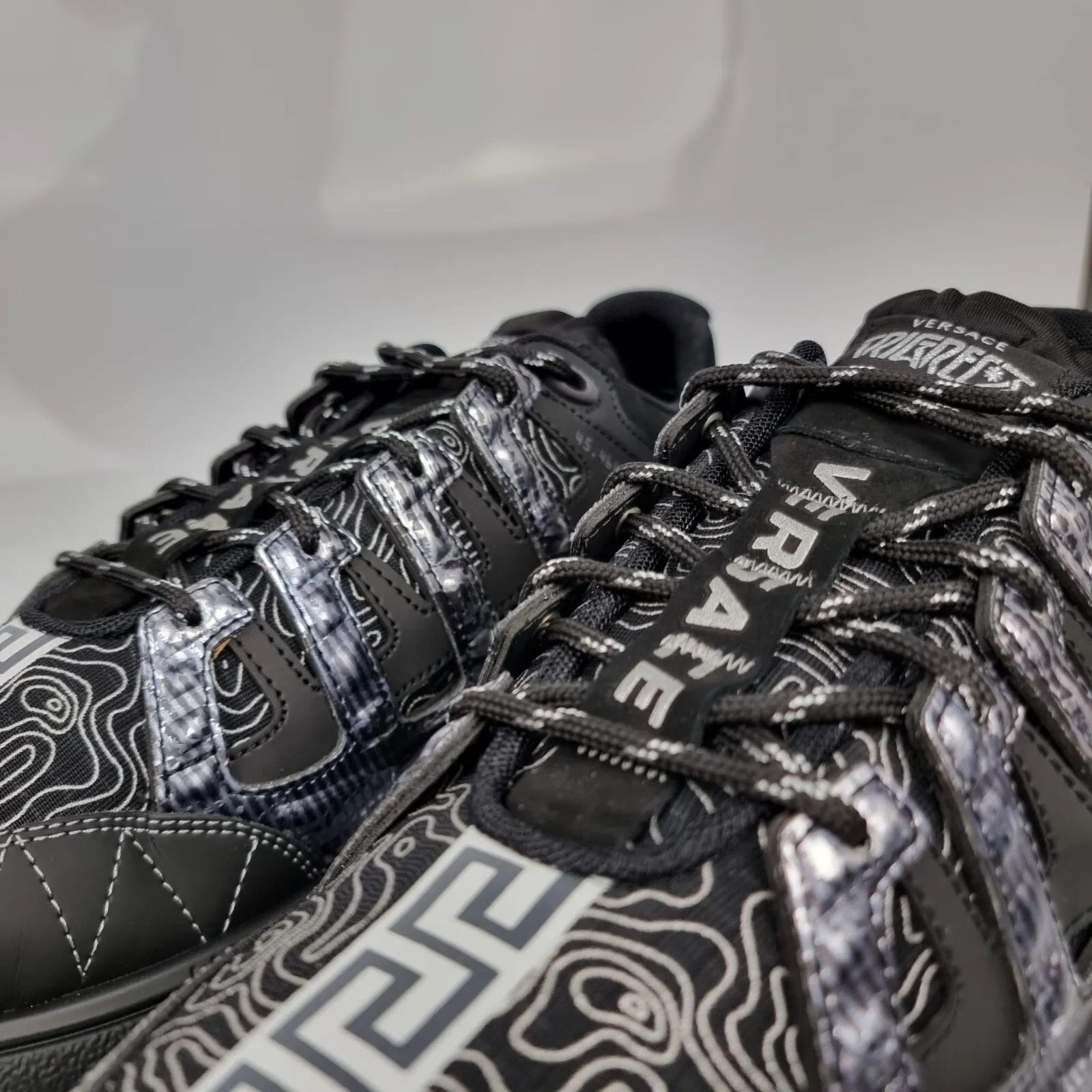 Versace Versace Trigreca Black Sneakers New Size US 7 / EU 40 - 10 Thumbnail