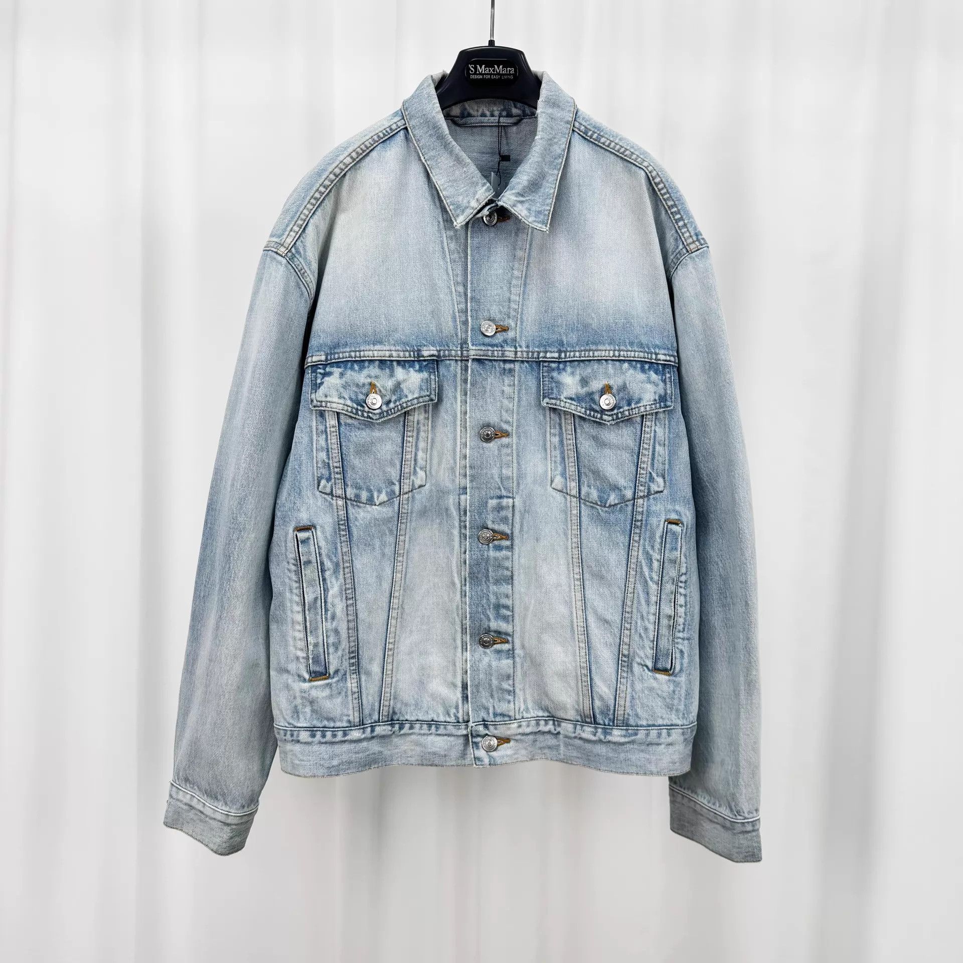 Balenciaga Balenciaga Back Logo Denim Jacket 44 95 New Size US S / EU 44-46 / 1 - 1 Thumbnail
