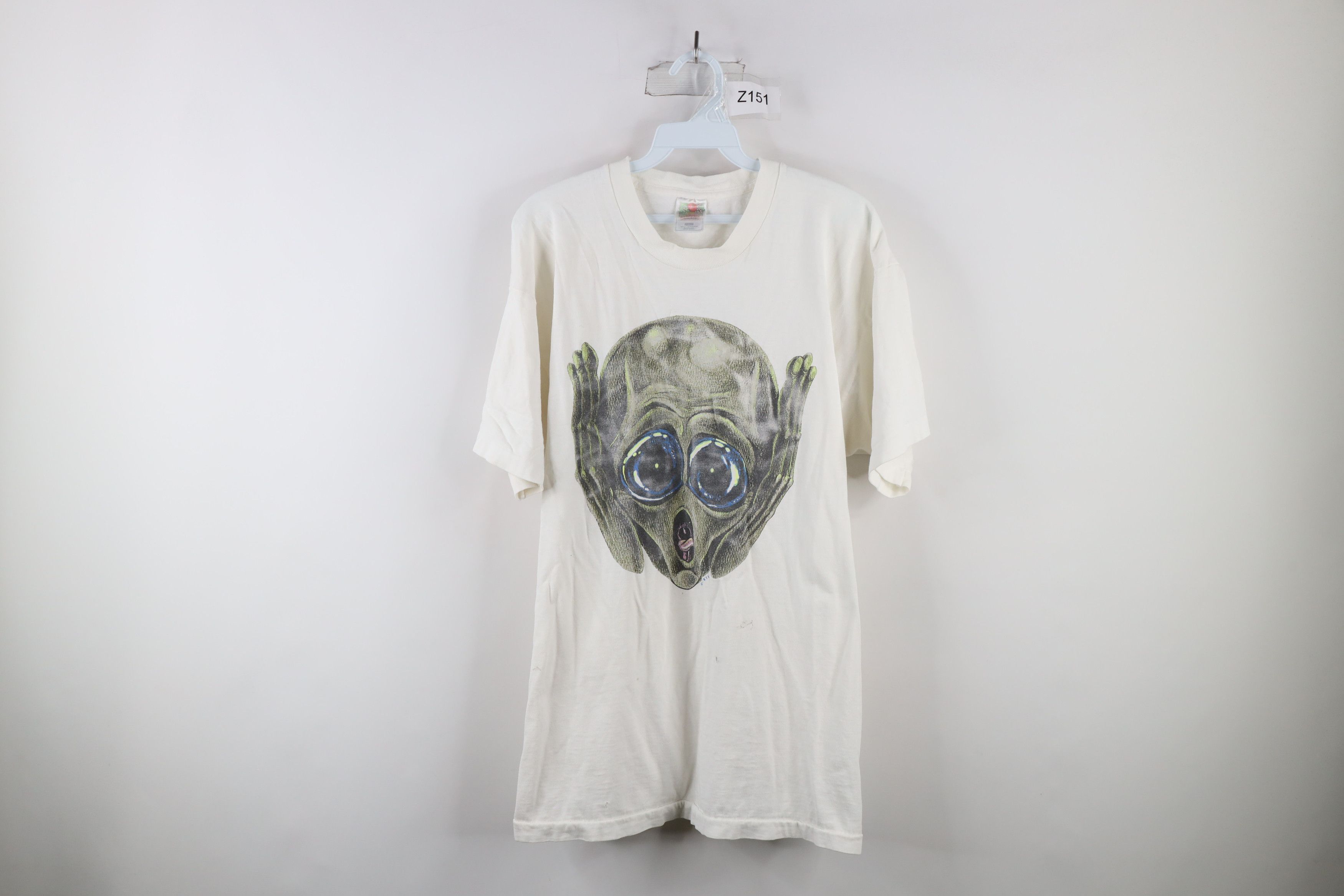 image of Vintage 90's Streetwear Scream Alien Space T-Shirt White Usa, Men's (Size XL)