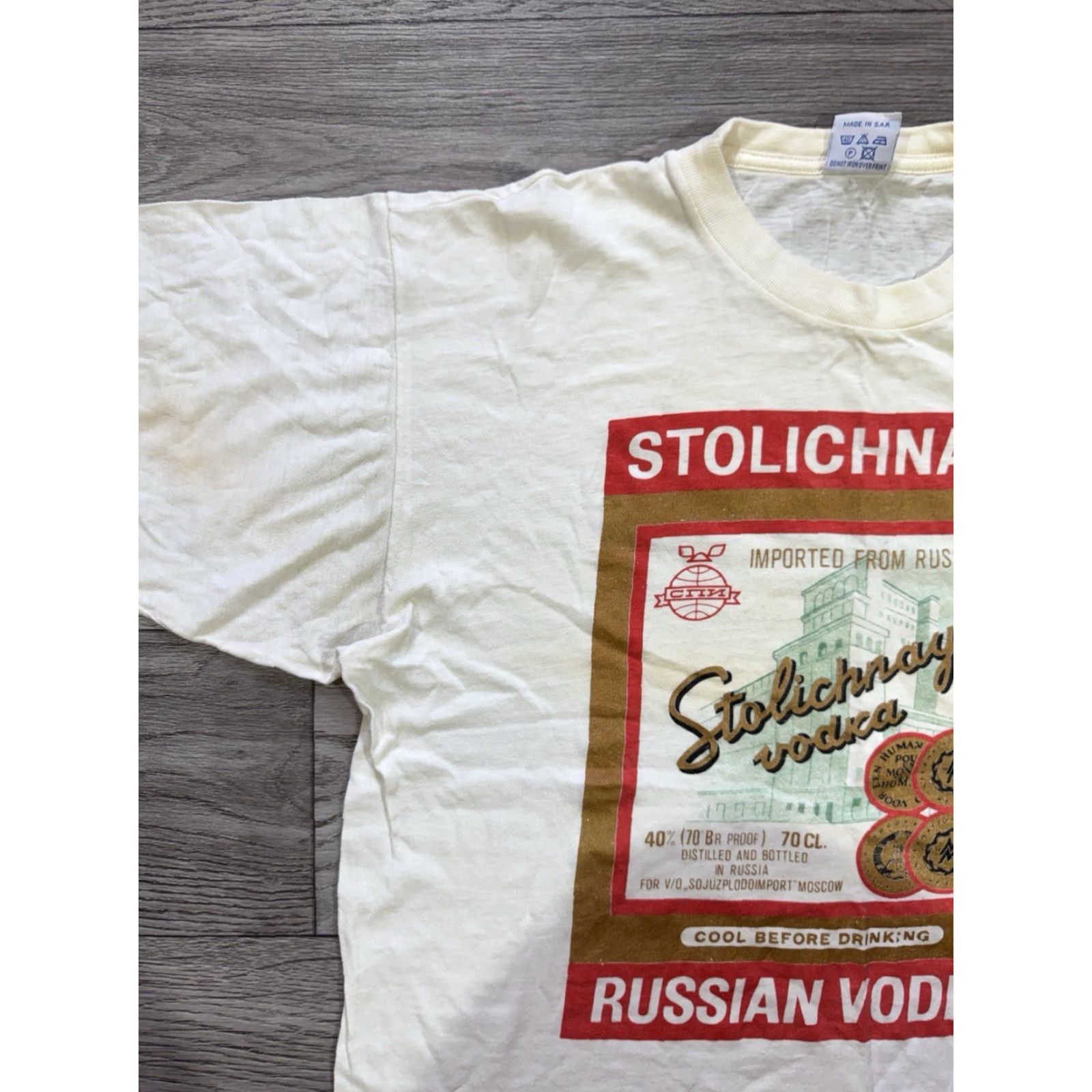 Vintage VTG Stolichnaya Russian Vodka T-Shirt XL White Unisex Adults Short Sleeve Cotton Promo Graphic Tee Size US XL / EU 56 / 4 - 4 Thumbnail