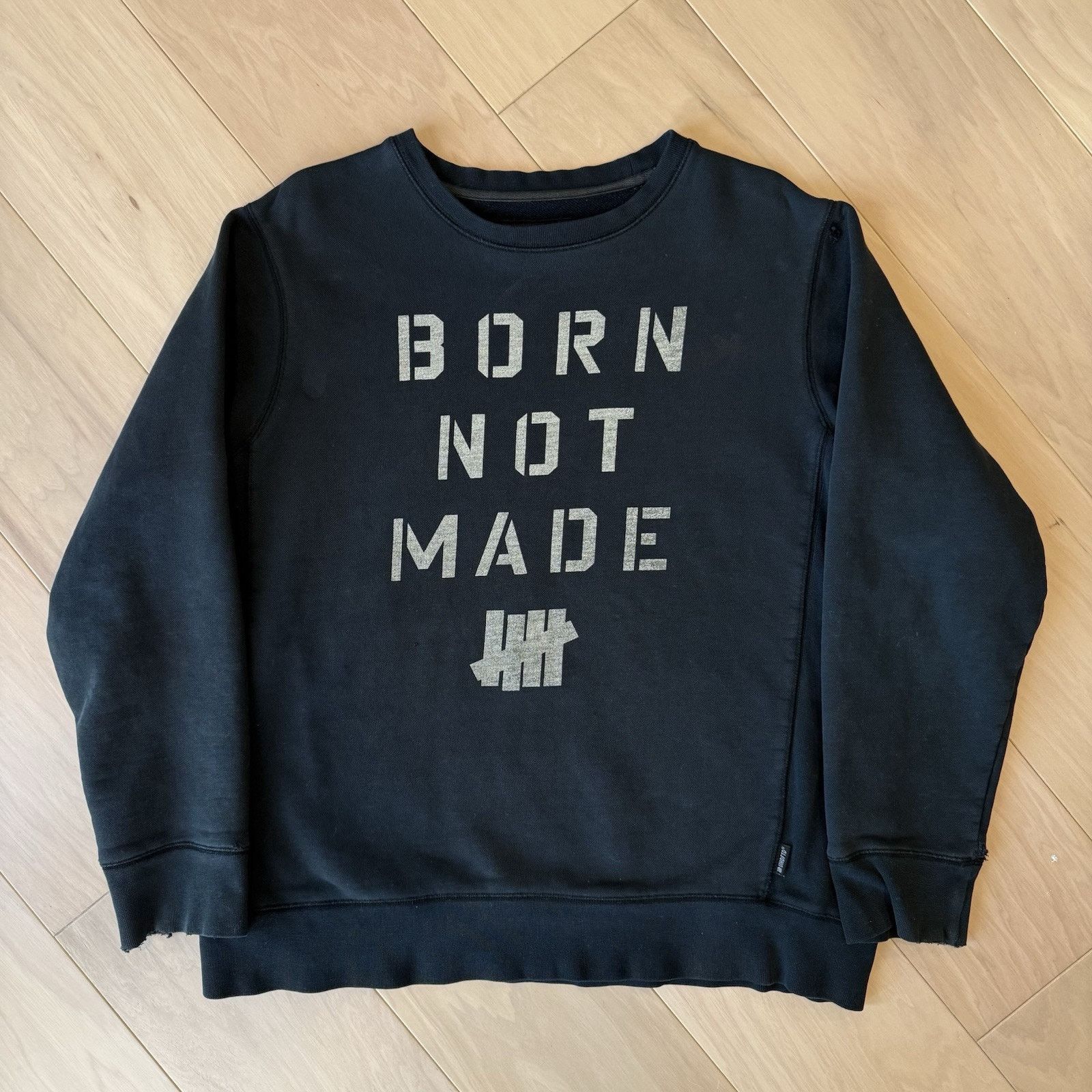 Undefeated Vintage Undefeated Sweatshirt XL Y2K Los Angeles Streetwear Size US XL / EU 56 / 4 - 2 Thumbnail