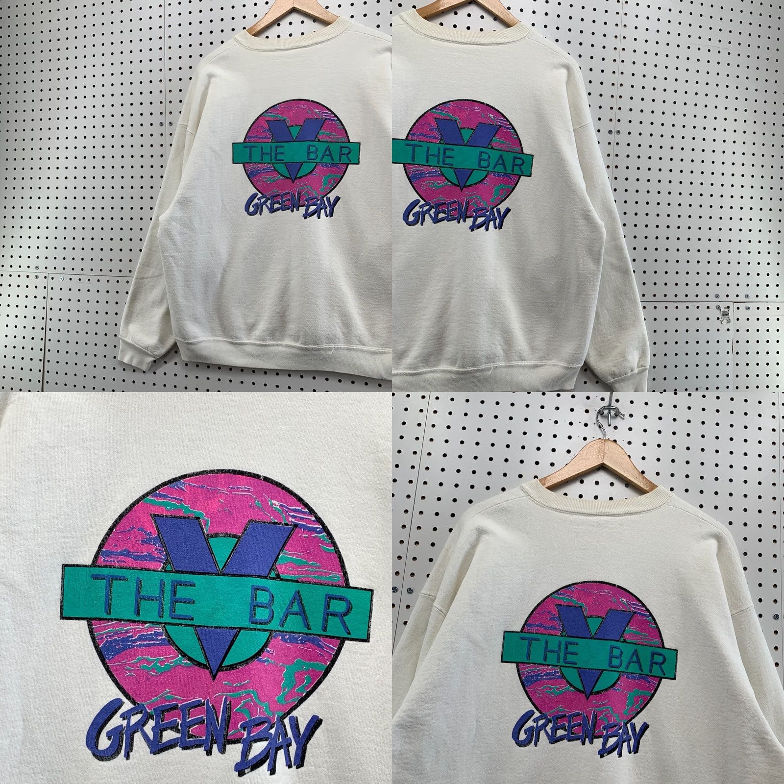 Fruit Of The Loom Vintage Green Bay The V BAR Crew Neck Sweatshirt Adult XL White Pullover - Free Shipping & Handling - 95% Fast Size US XL / EU 56 / 4 - 10 Thumbnail