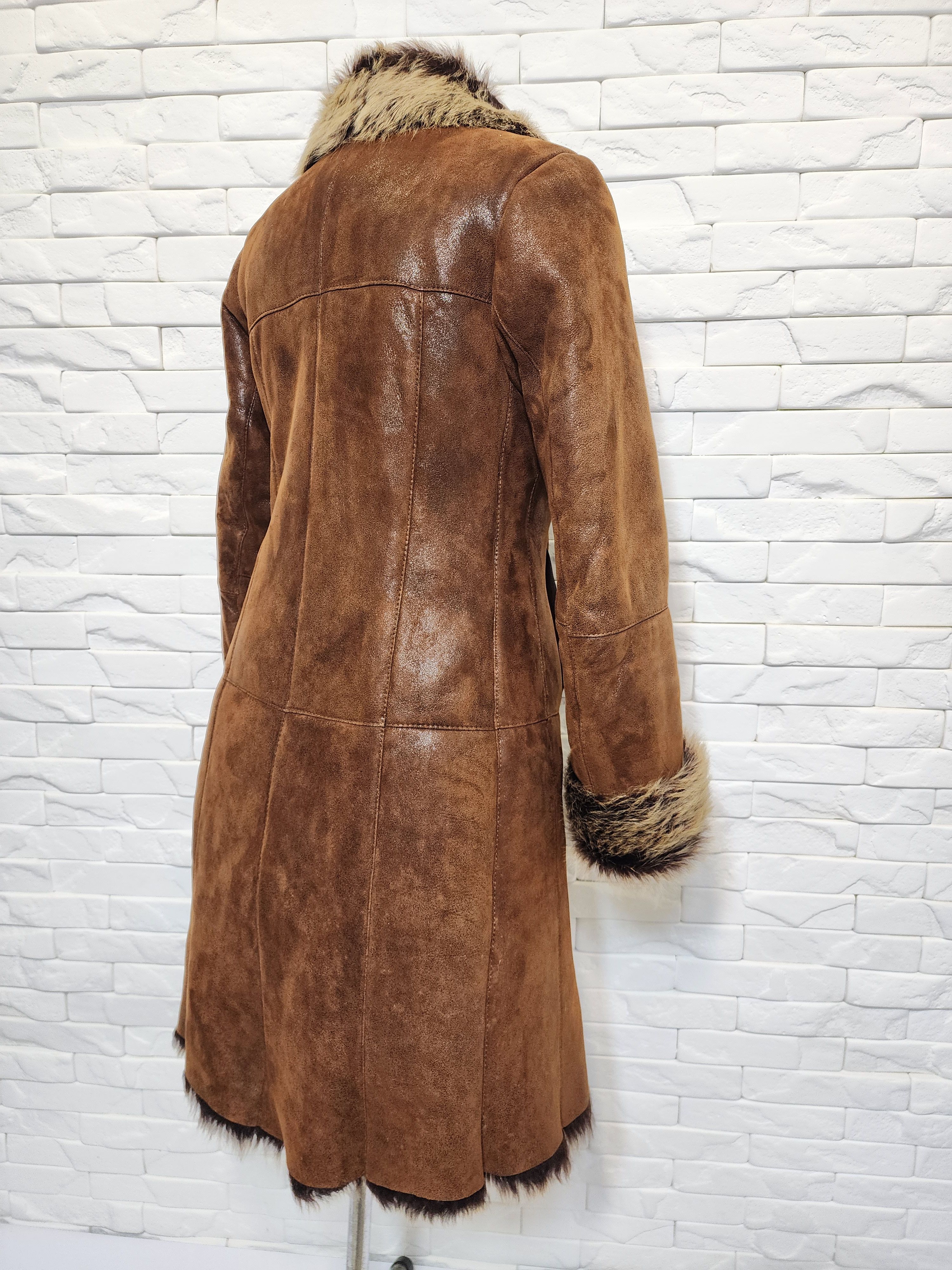 Genuine Leather Brown Sheepskin Coat: Women's Warm Genuine Fur Size S / US 4 / IT 40 - 2 Thumbnail
