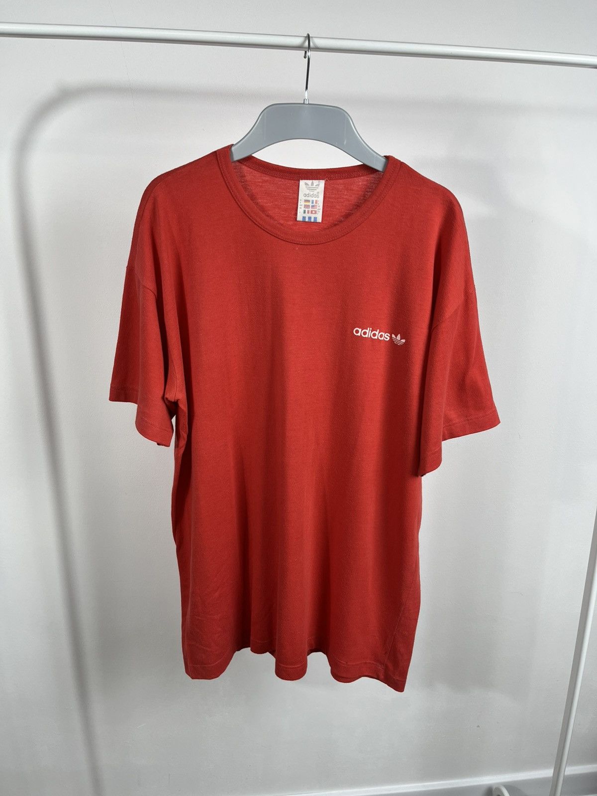 Adidas × Vintage Vintage Adidas Trefoil Red T-Shirt Made in Yugoslavia L Size US L / EU 52-54 / 3 - 3 Thumbnail