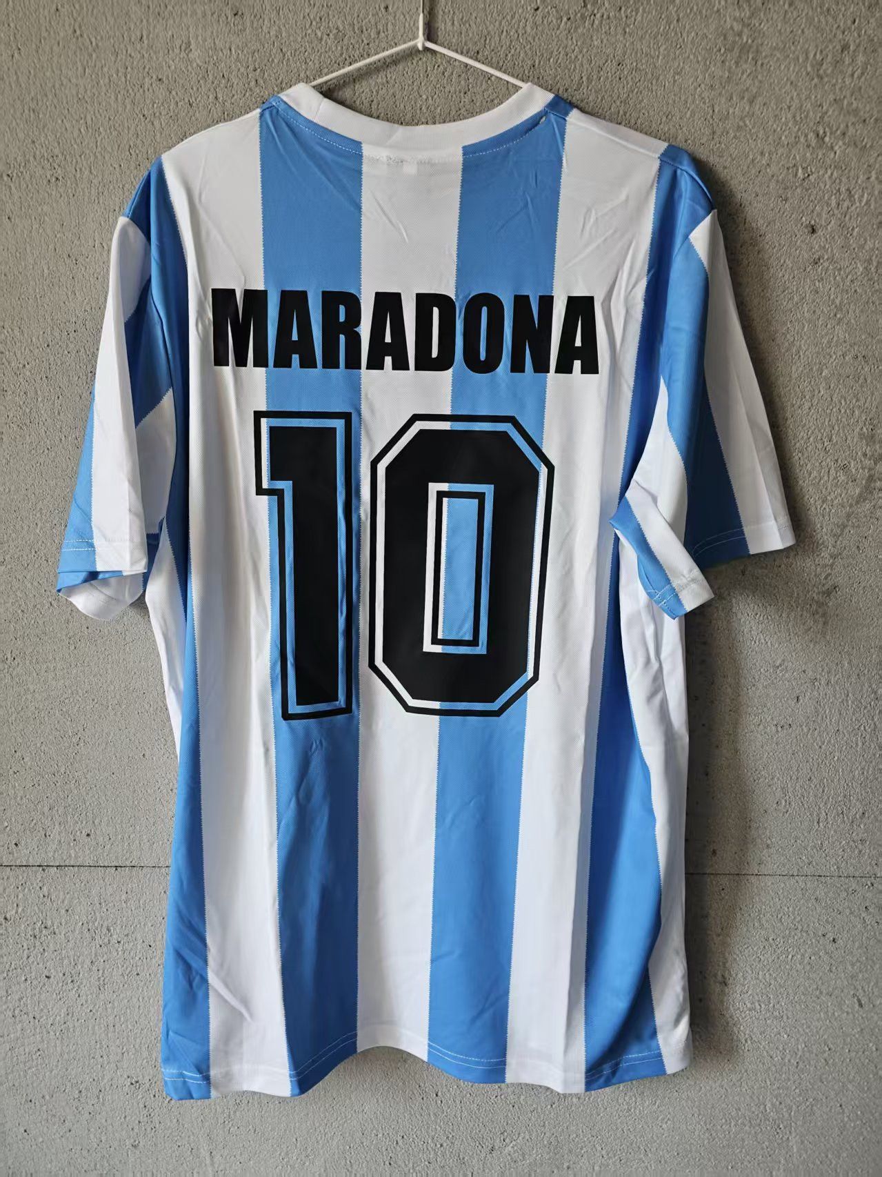 Other 1986 Argentina 10 Maradona Jersey Home Size US XL / EU 56 / 4 - 2 Thumbnail