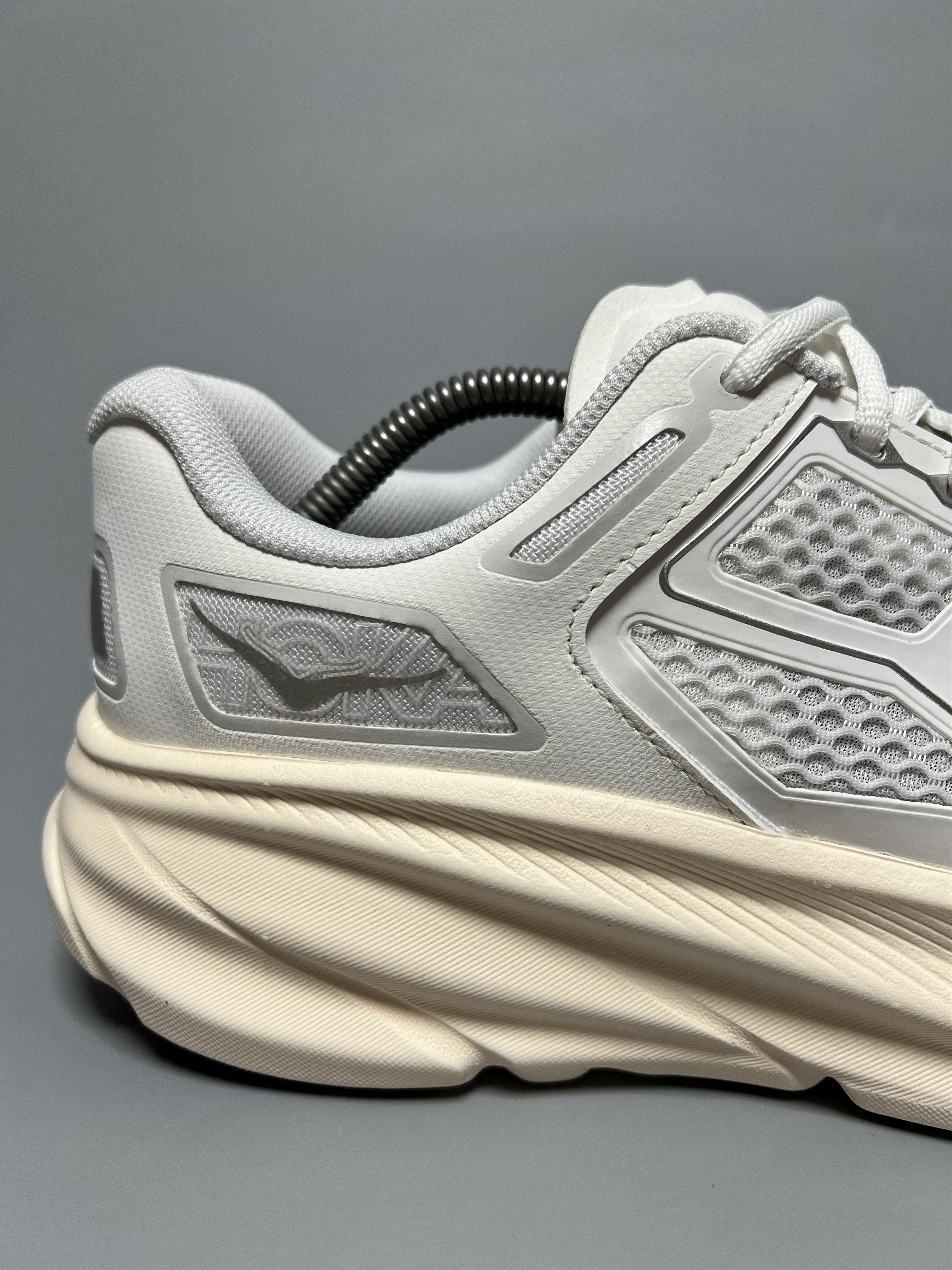 Hoka Hoka One One Clifton One9 Men’s Running Shoes 1155370-FCG Size US 10 / EU 43 - 12 Thumbnail