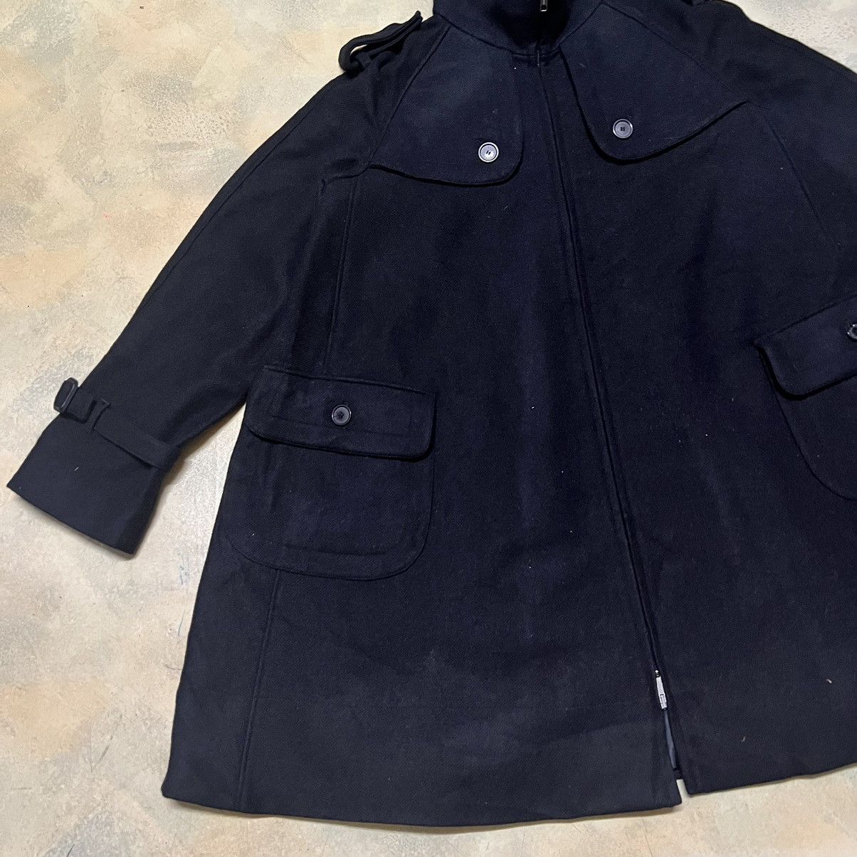 Burberry Burberry Long Coat Avant Garde Style Size US L / EU 52-54 / 3 - 4 Thumbnail
