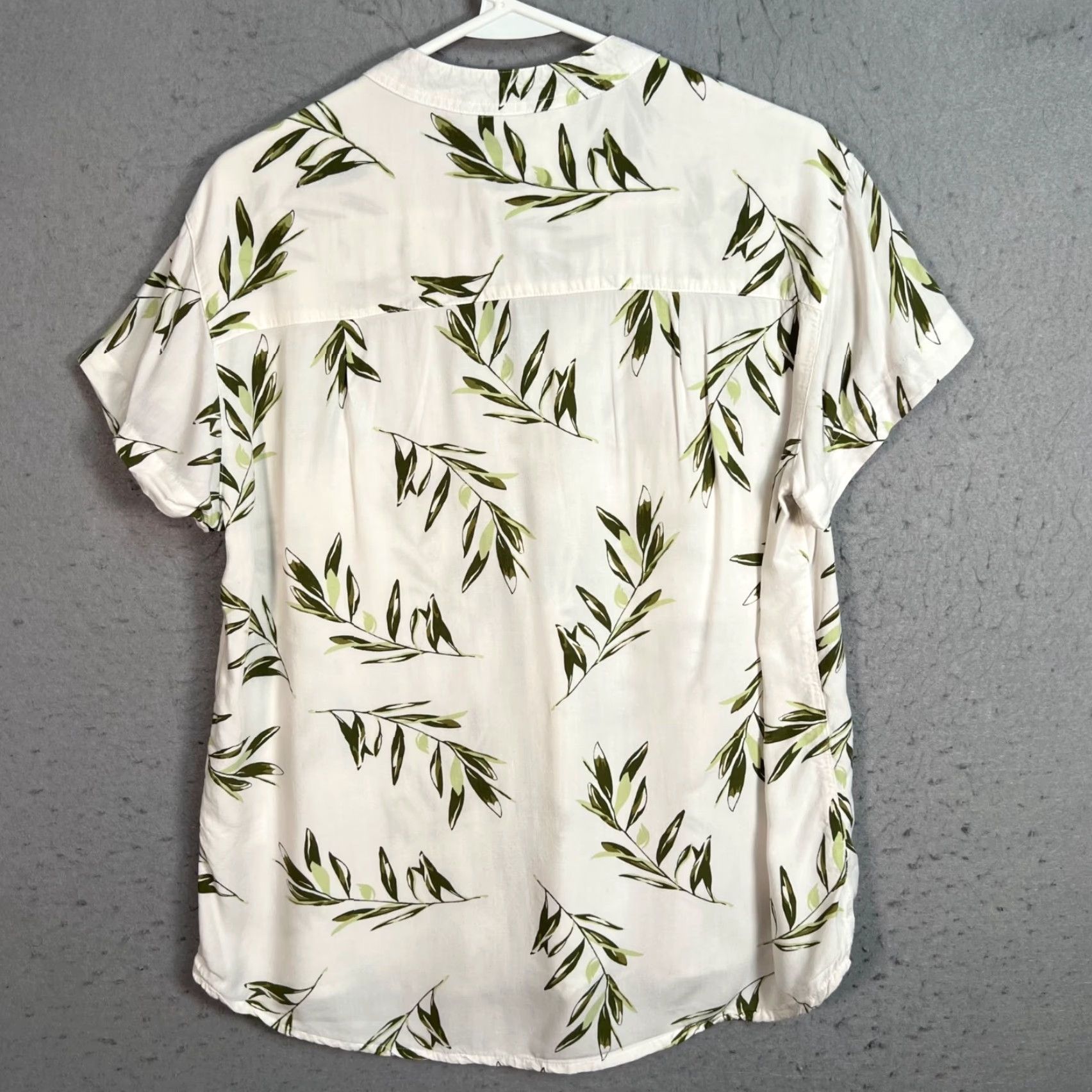 Vintage Piyama Womens XS Leaf Print Button-Up Shirt - Short Sleeve, White, Rayon, Casual, Regular Size, Button Size XS / US 0-2 / IT 36-38 - 2 Thumbnail
