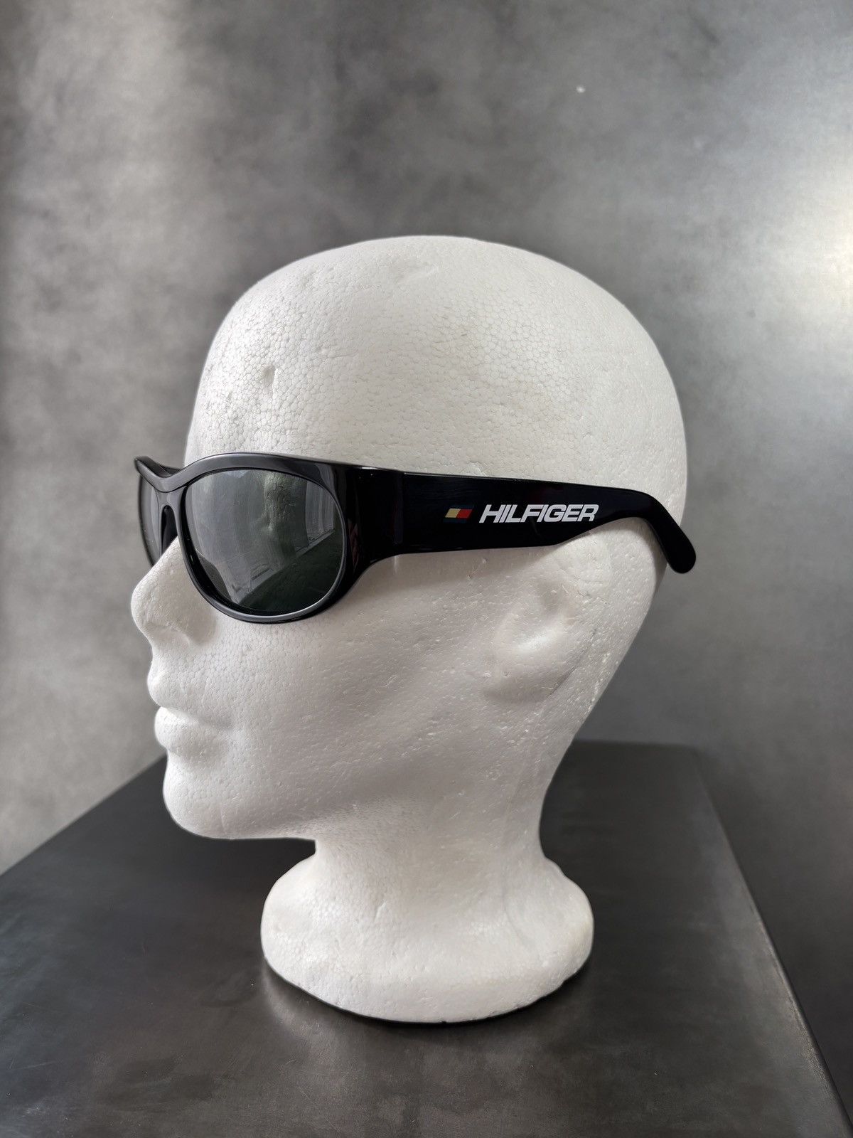 Tommy Hilfiger 1990s Vintage Tommy Hilfiger Sunglasses Sport 1997 1998 Y2K Size ONE SIZE - 1 Thumbnail