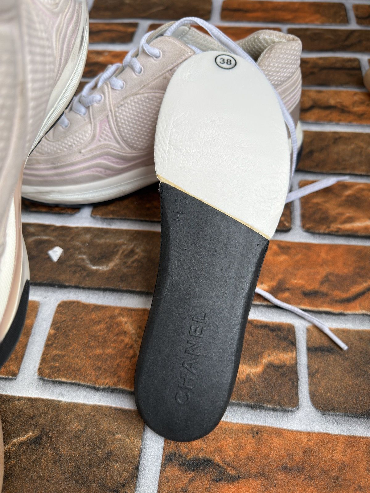 Chanel 🔥CC Logo trainers Size US 7.5 / IT 37.5 - 12 Thumbnail