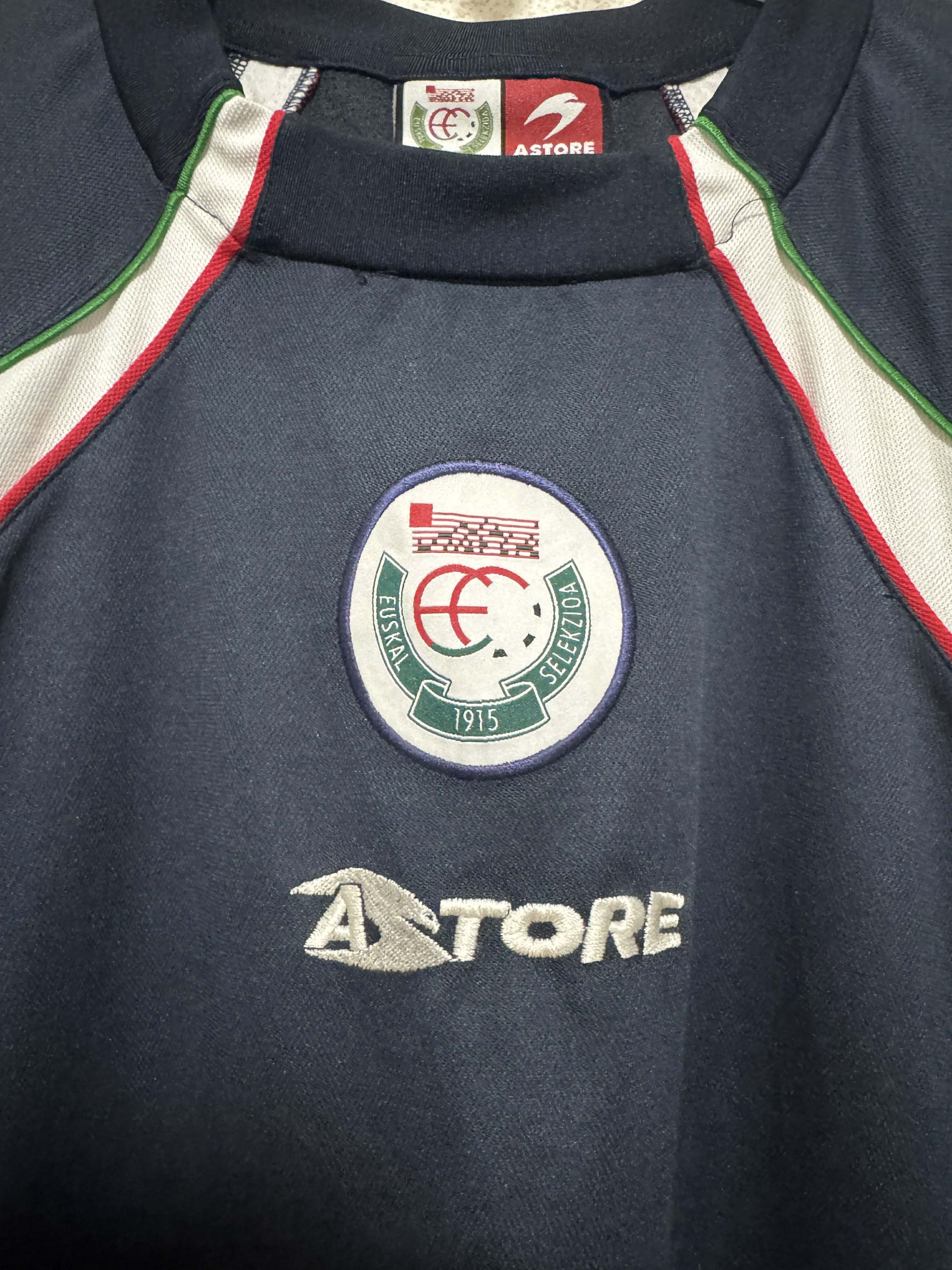 Vintage Euskadi Bascos 1998/00 Vintage Training shirt Astore Size US XL / EU 56 / 4 - 3 Thumbnail
