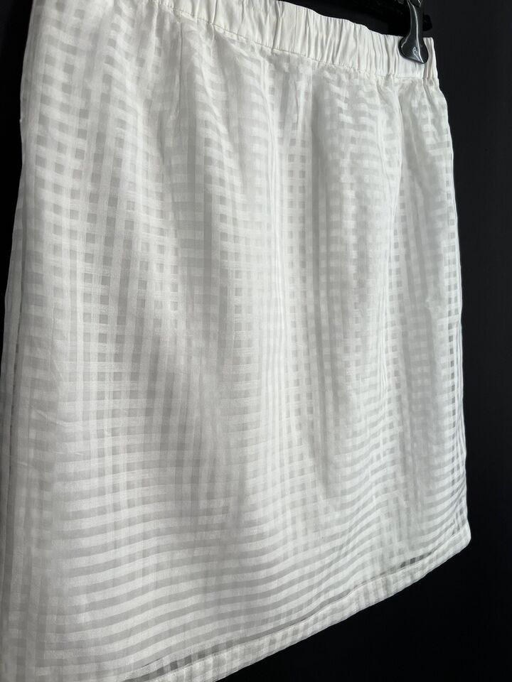 Fabiana Filippi Fabiana Filippi Skirt Cotton/Silk White Size M Size 30" / US 8 / IT 44 - 12 Thumbnail