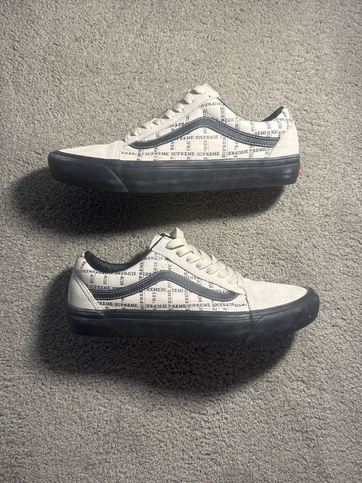 Supreme × Vans Supreme x Old Skool Pro “Logo Pattern- White” Size US 10 / EU 43 - 1 Thumbnail