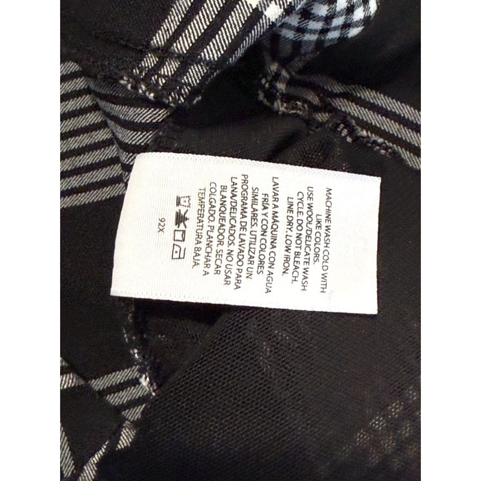 Vintage Terra & Sky Pants Women's 14W Black White Plaid Pull On Regular Inseam 29 in Flat Front Ankle Pants Size 36" / US 14 / IT 50 - 7 Thumbnail
