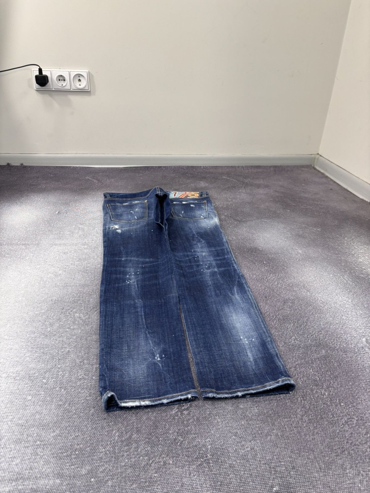 Dsquared2 Dsquared2 Women’s Distressed Painted Blue Denim Jeans Size 30" / US 8 / IT 44 - 10 Thumbnail