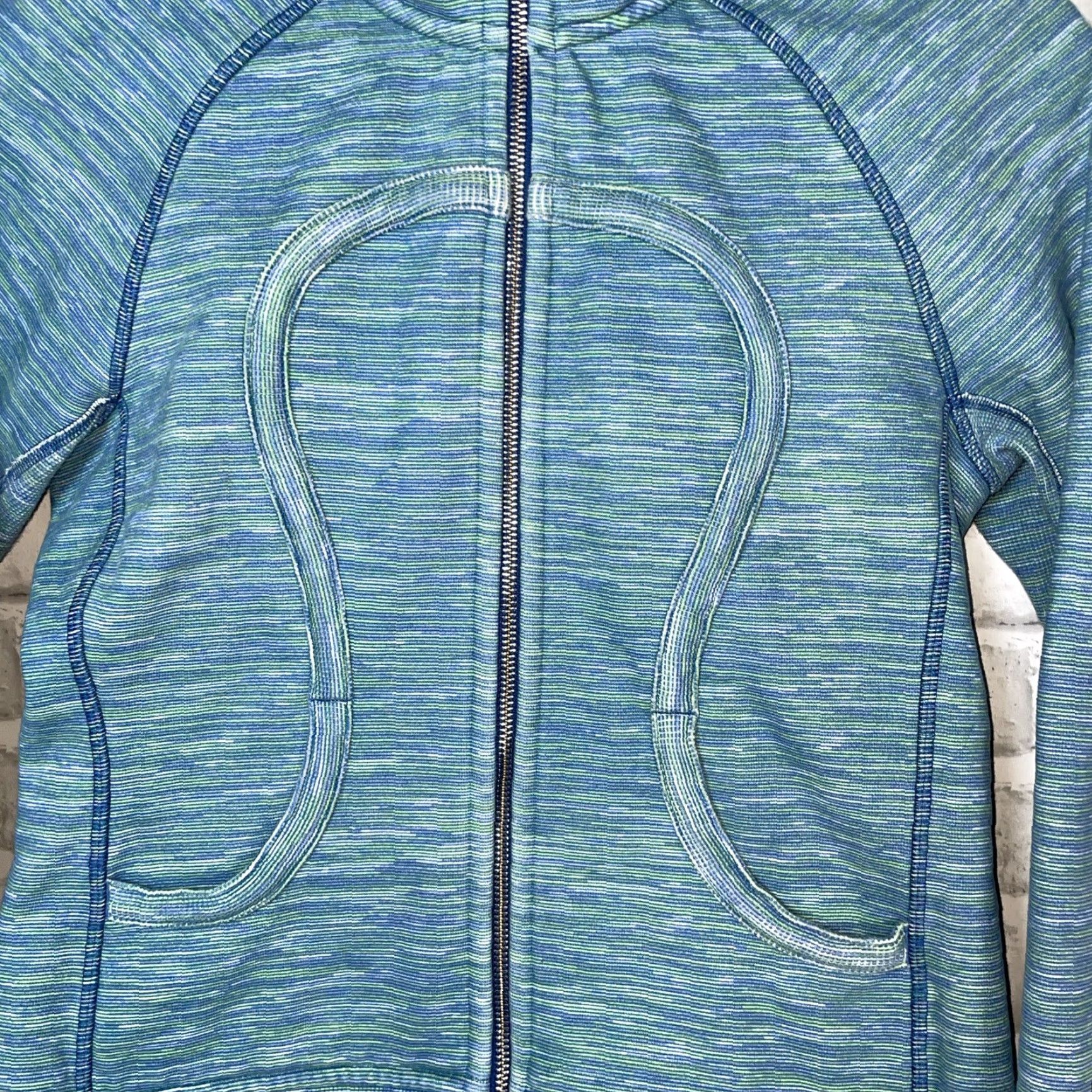 Lululemon Lululemon Hoodie Womens Size 6 Blue Athletic Zip Up Size M / US 6-8 / IT 42-44 - 4 Thumbnail