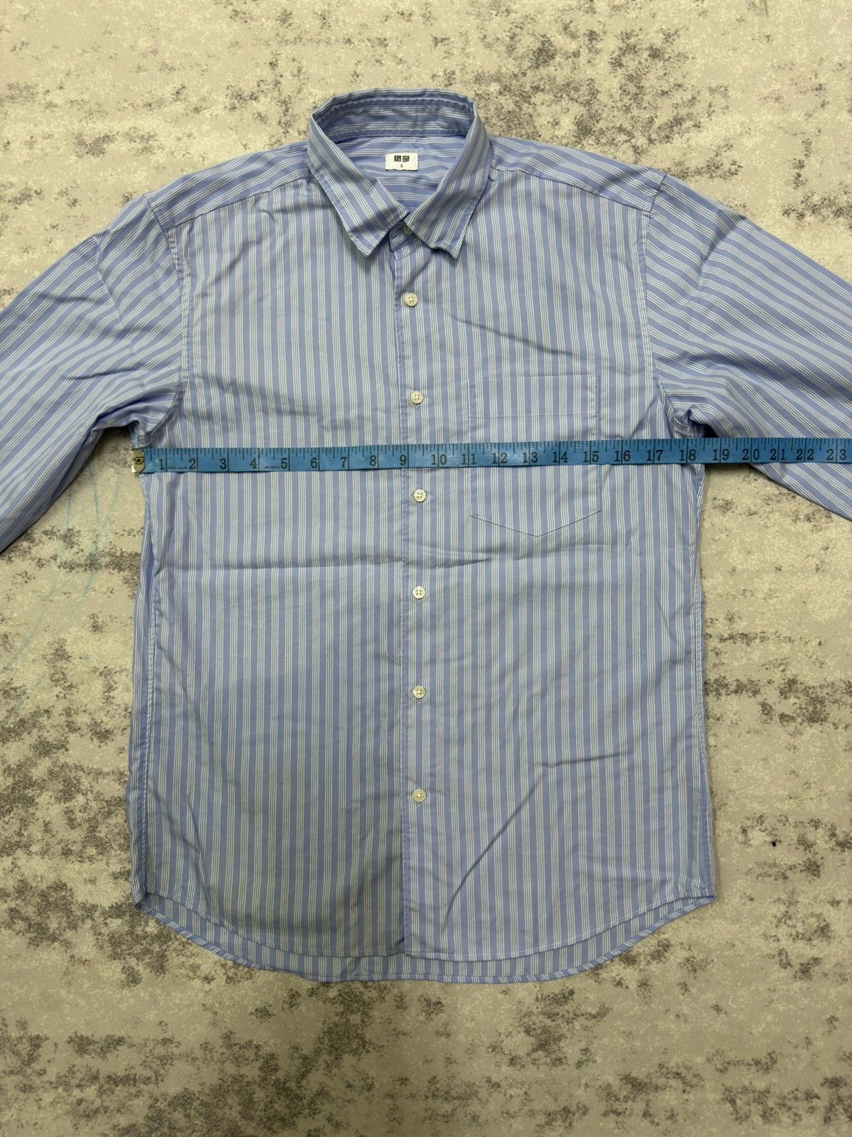 Uniqlo UNIQLO BUTTON UP SHIRT Size US XS / EU 42 / 0 - 10 Thumbnail