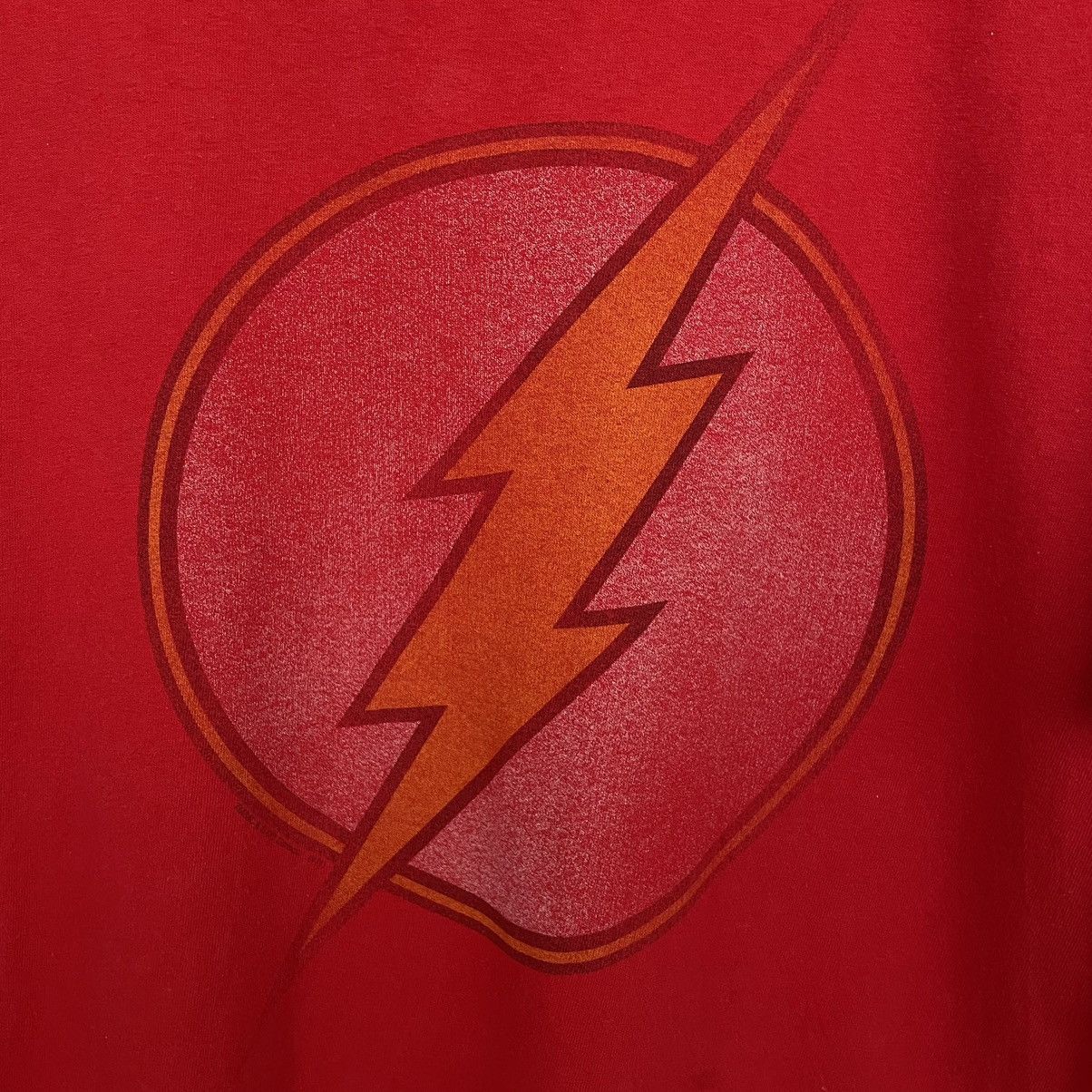 DC Comics × Vintage Vintage 2000s DC Comics The Flash Big Logo T Shirt Size US L / EU 52-54 / 3 - 2 Thumbnail