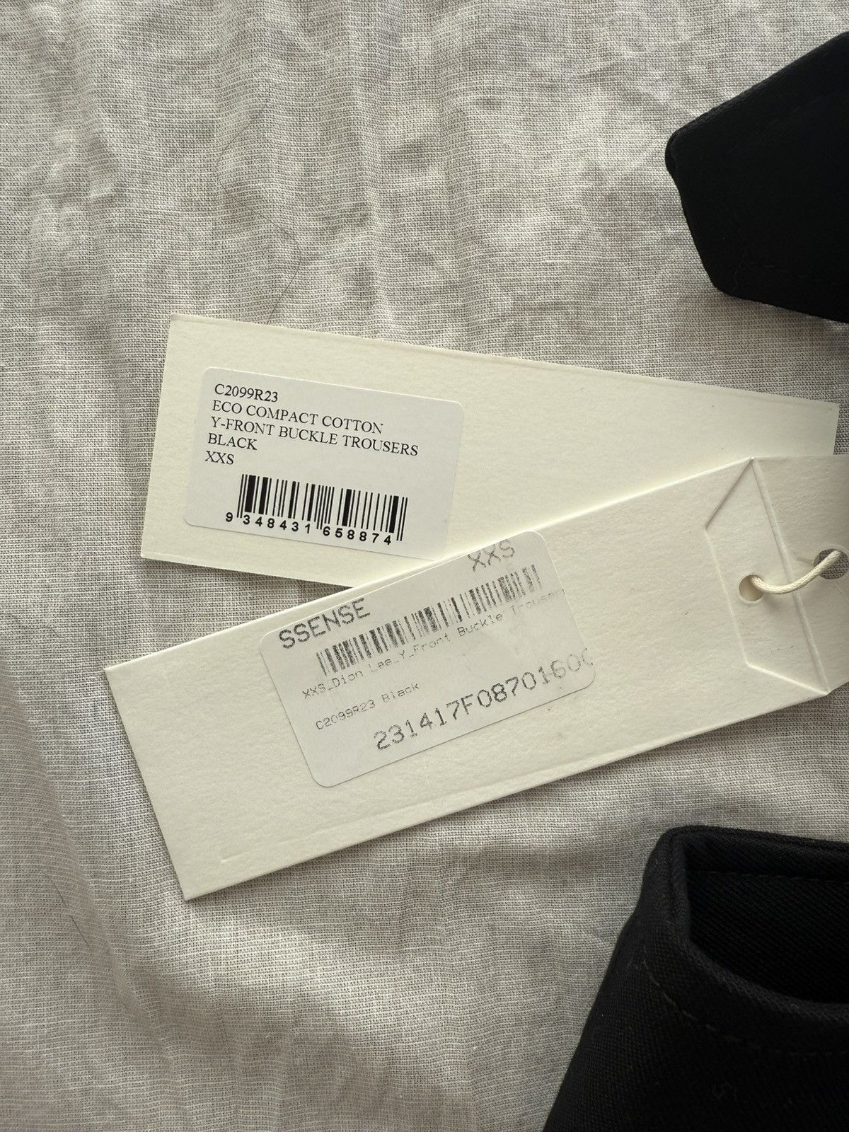 Dion Lee Dion Lee Y-front buckle cut-out trousers in black Size 23" - 6 Thumbnail